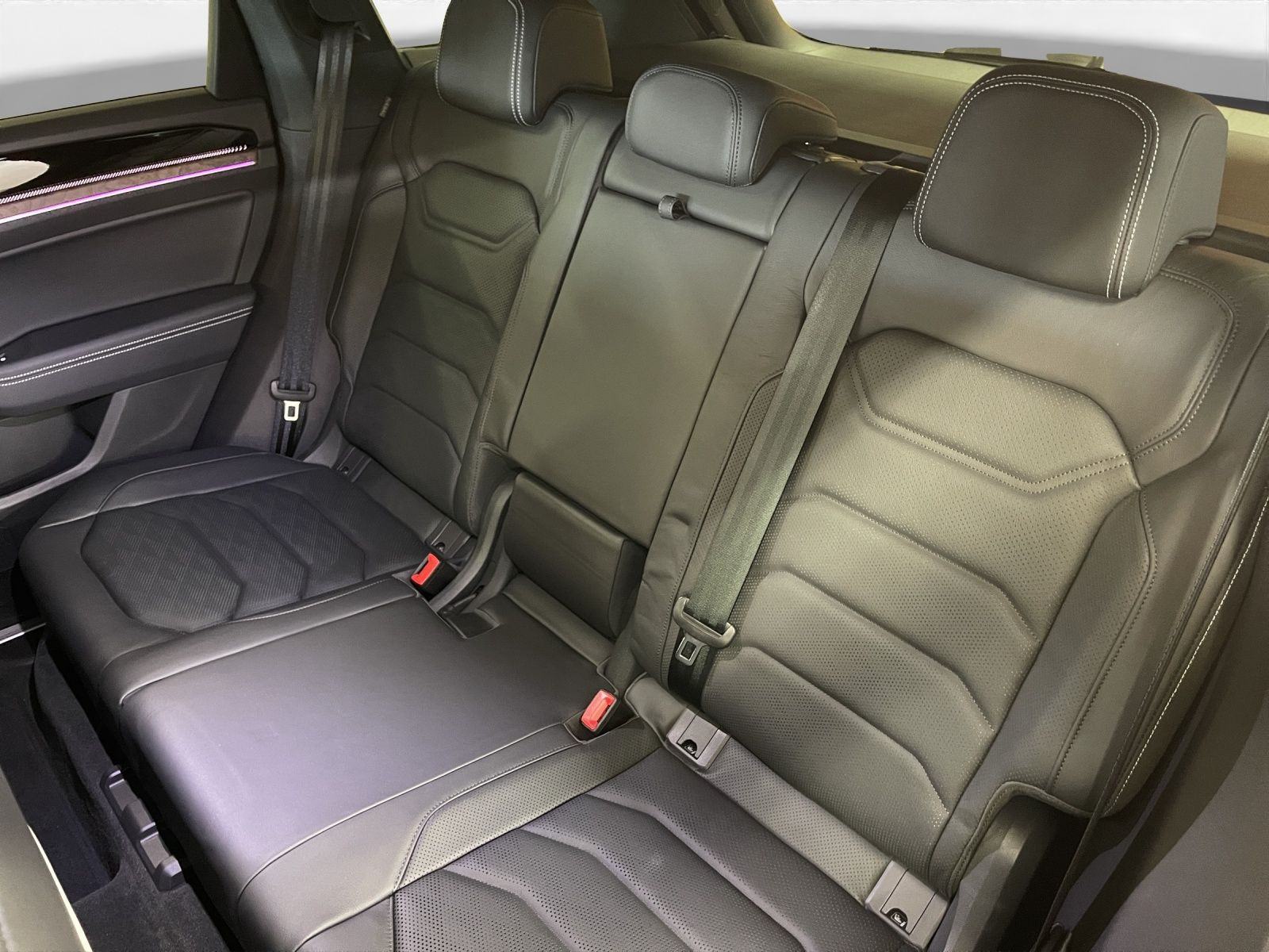Volkswagen - Touareg_20