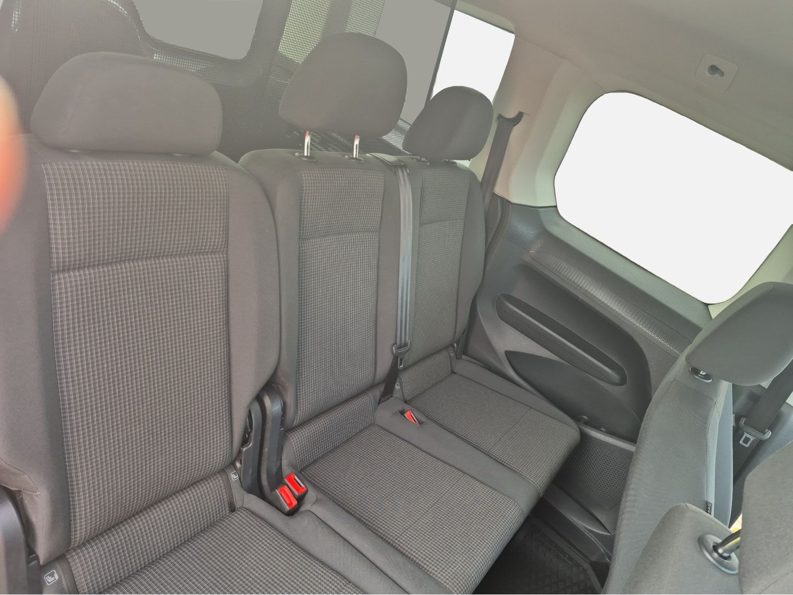 Volkswagen - Caddy Kombi_5