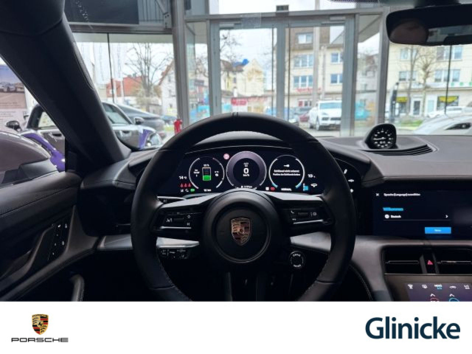 Porsche - Taycan_11
