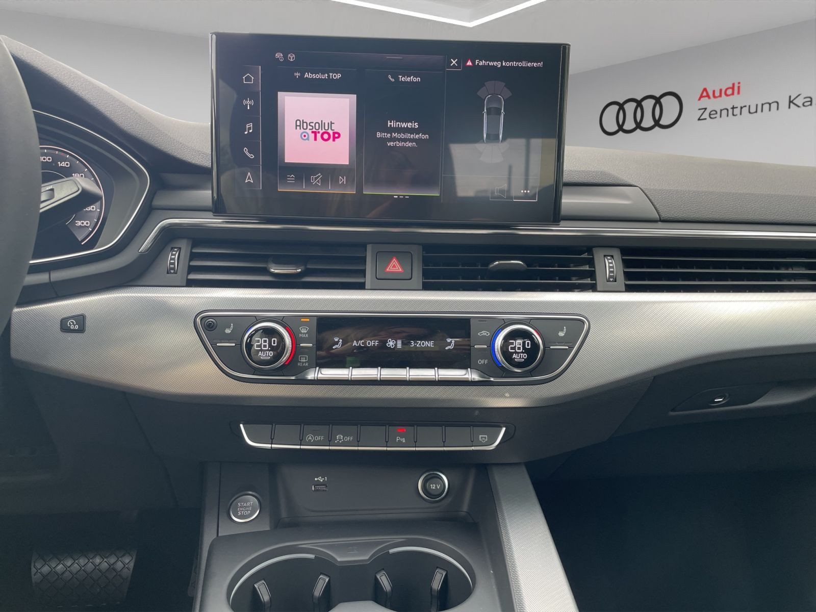 Audi - A4 Limousine_12