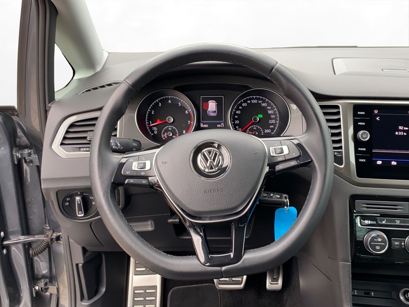 Volkswagen - Golf Sportsvan_12