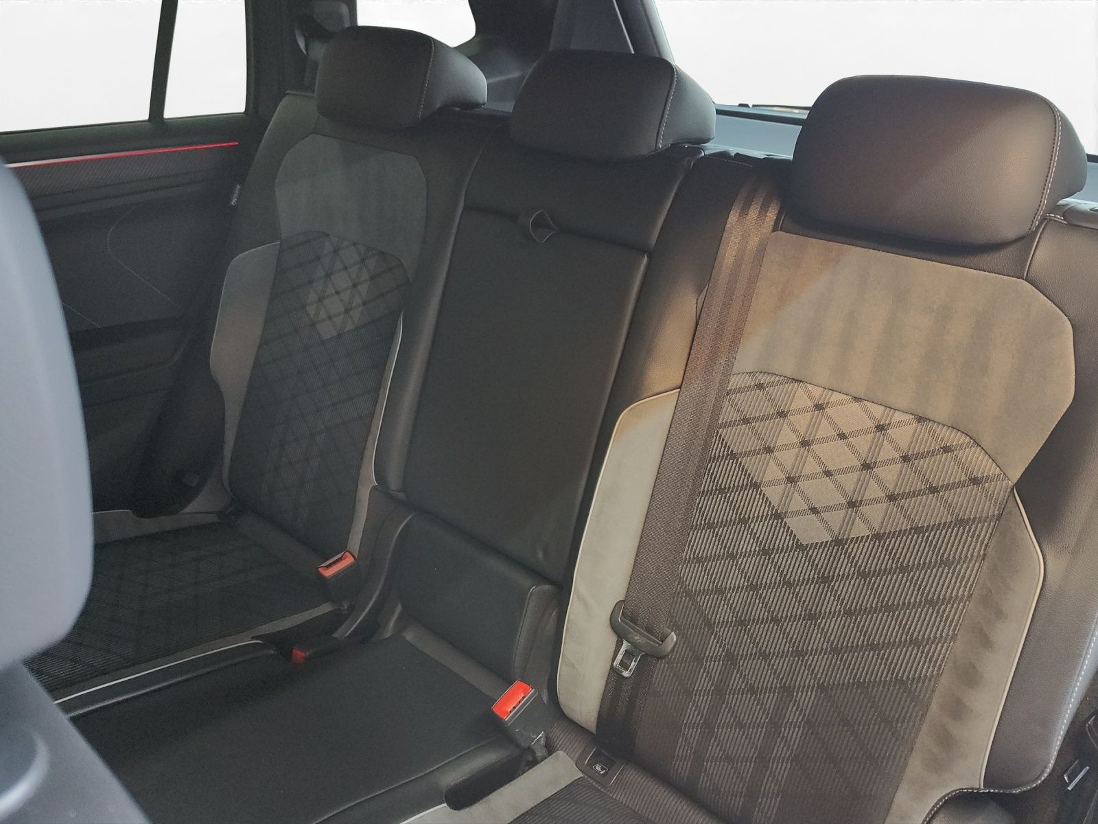 Volkswagen - Tiguan Allspace_5