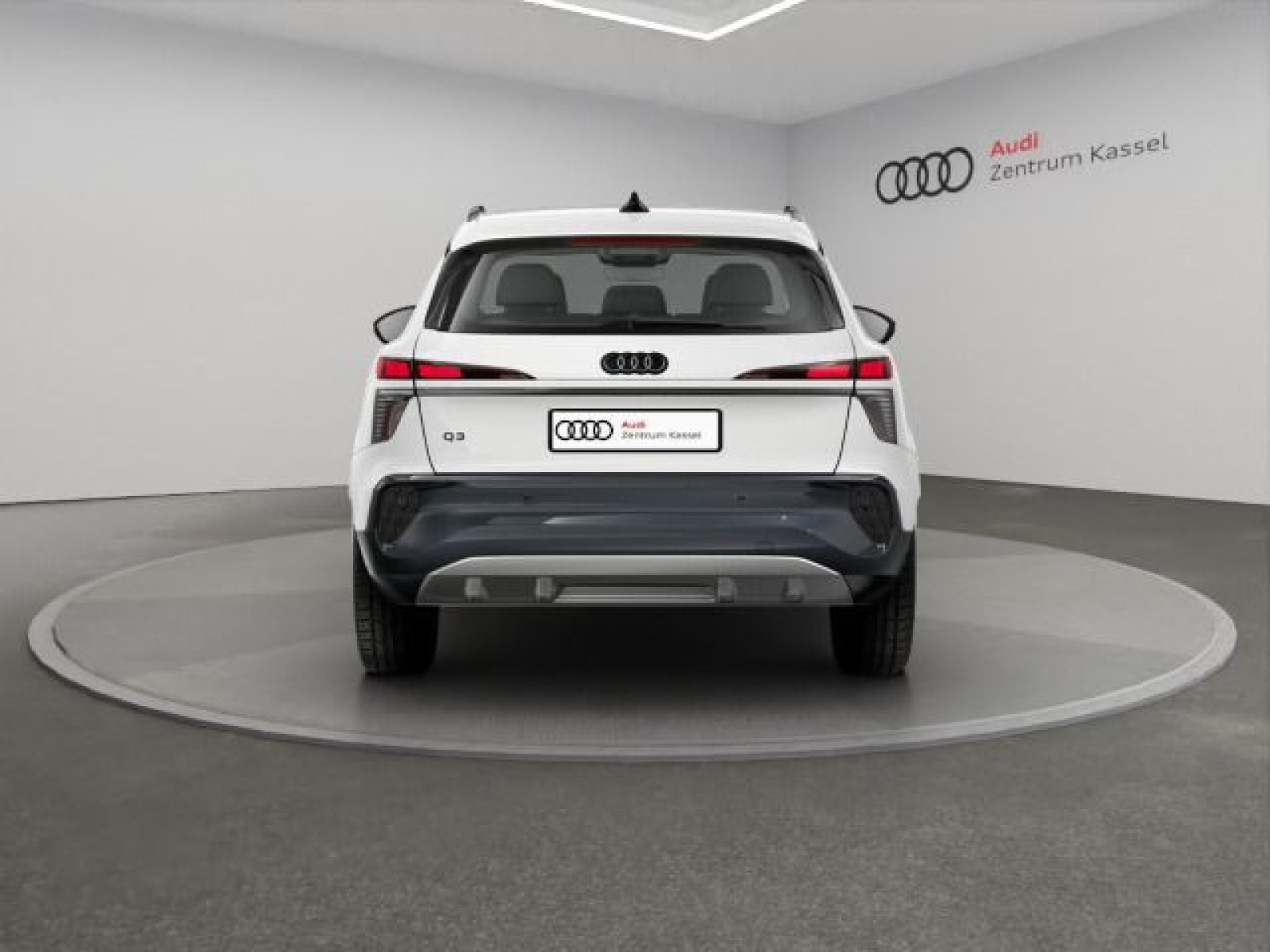 Audi - Q3_4