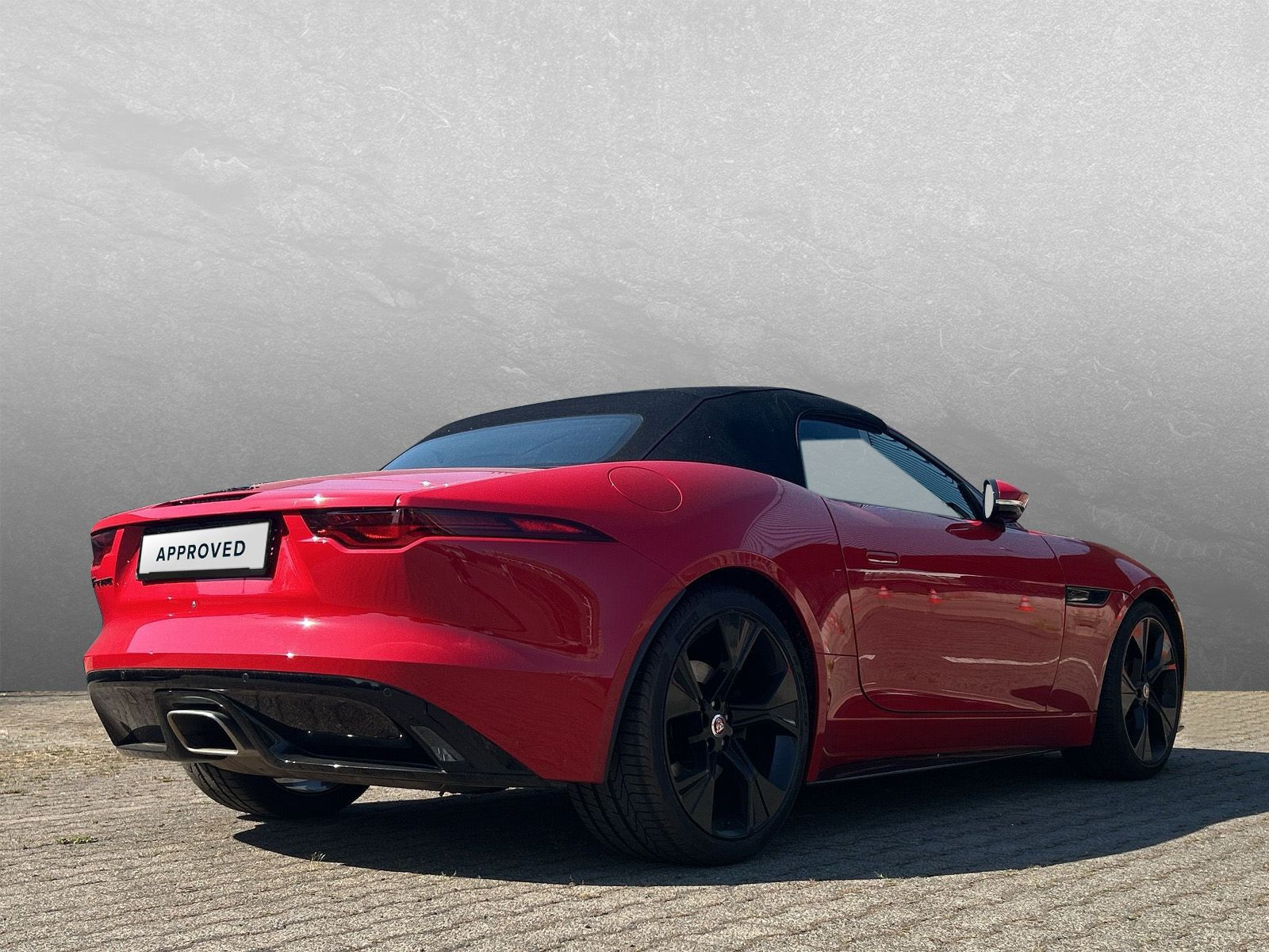 Jaguar - F-Type_2