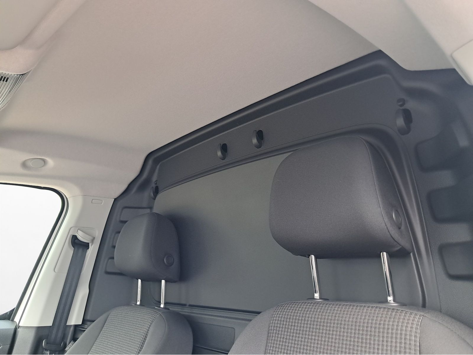 Volkswagen - Caddy Cargo_13