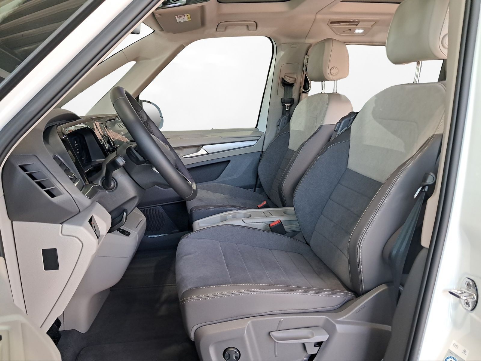 Volkswagen - Multivan_5