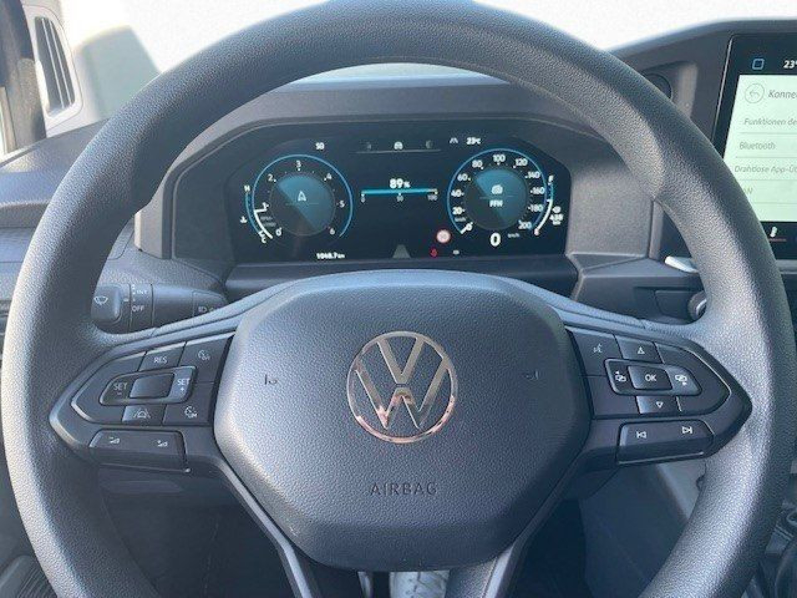 Volkswagen - T7 Transporter_11