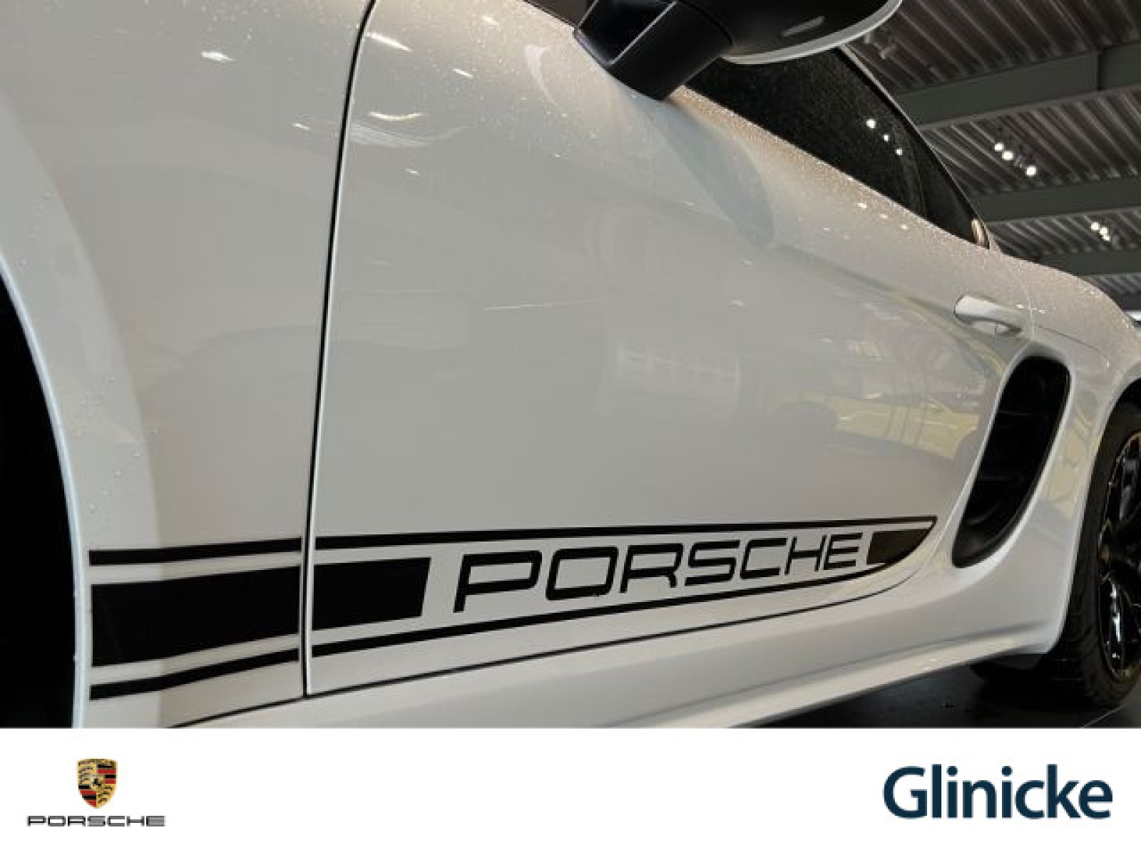 Porsche - Cayman_13