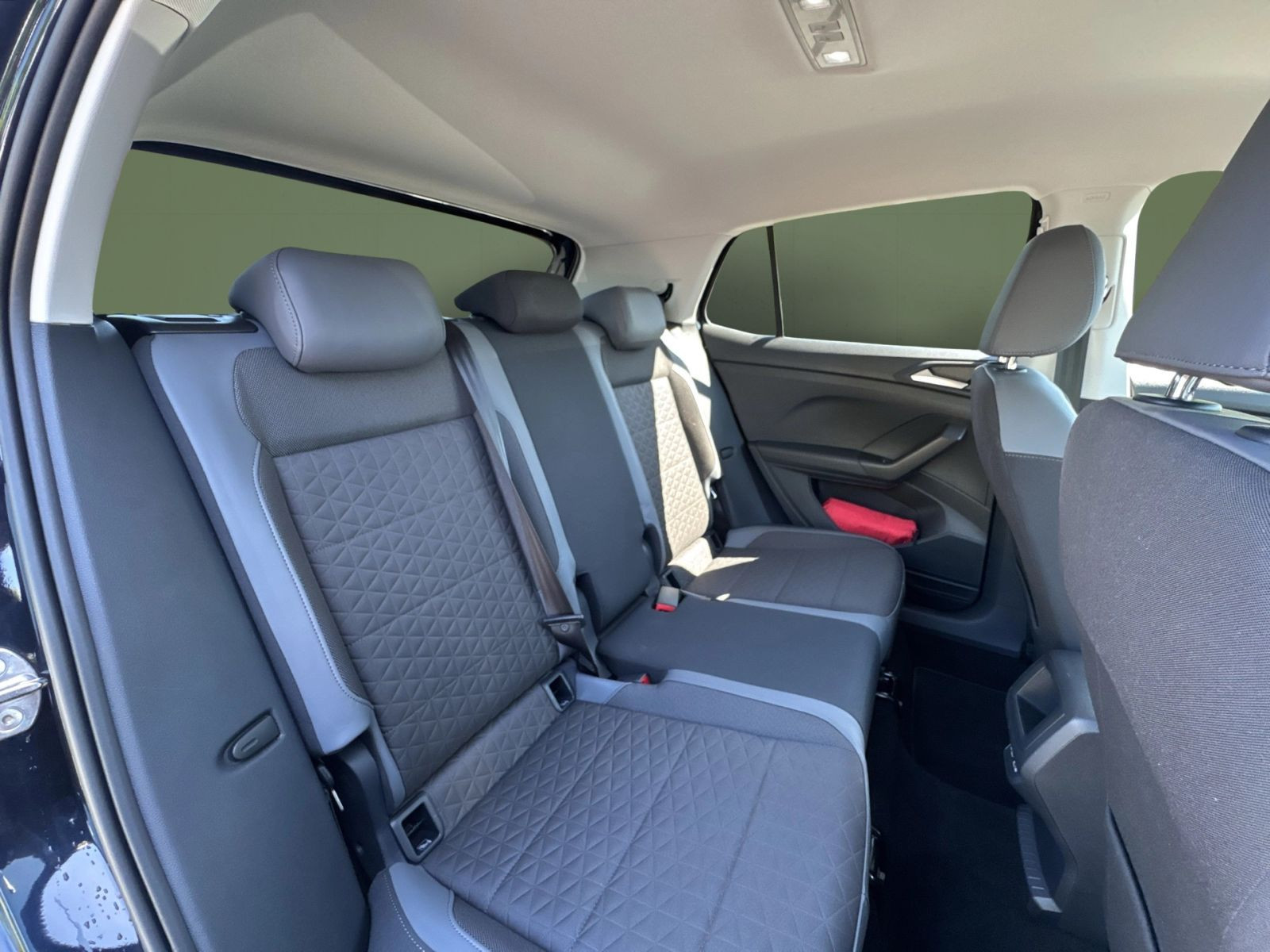 Volkswagen - T-Cross_19