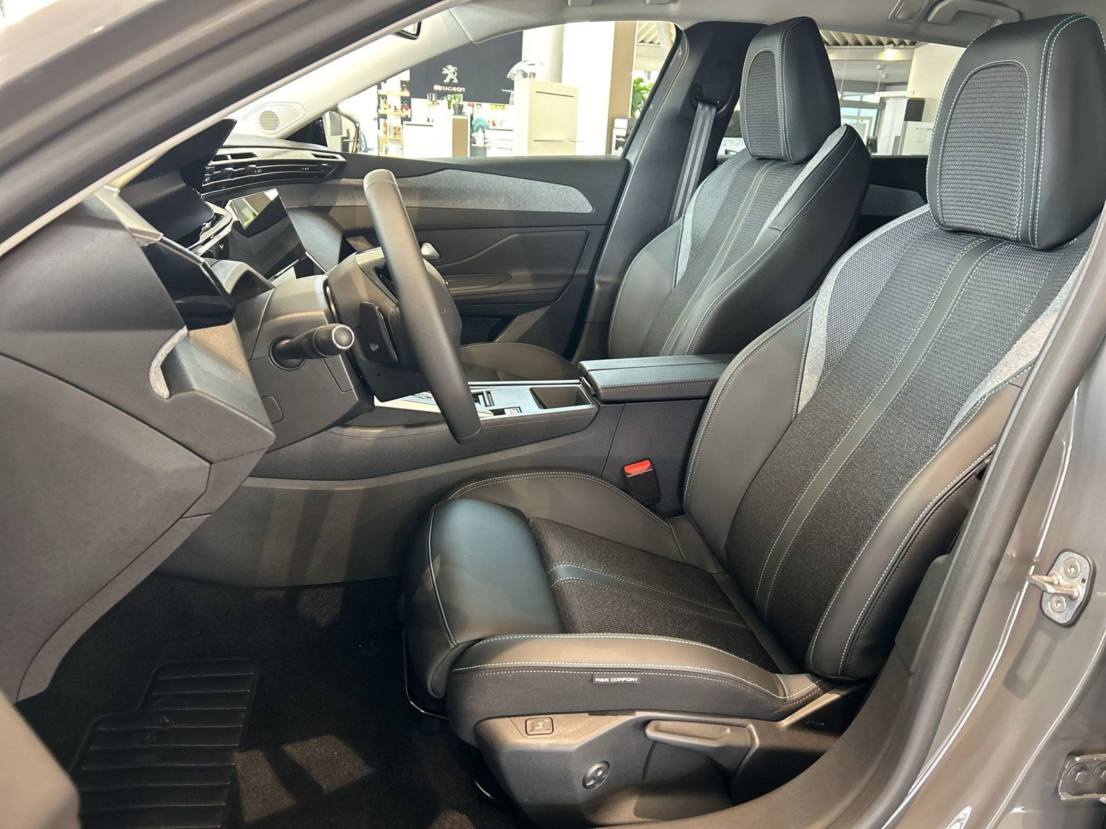 Peugeot - 308_7