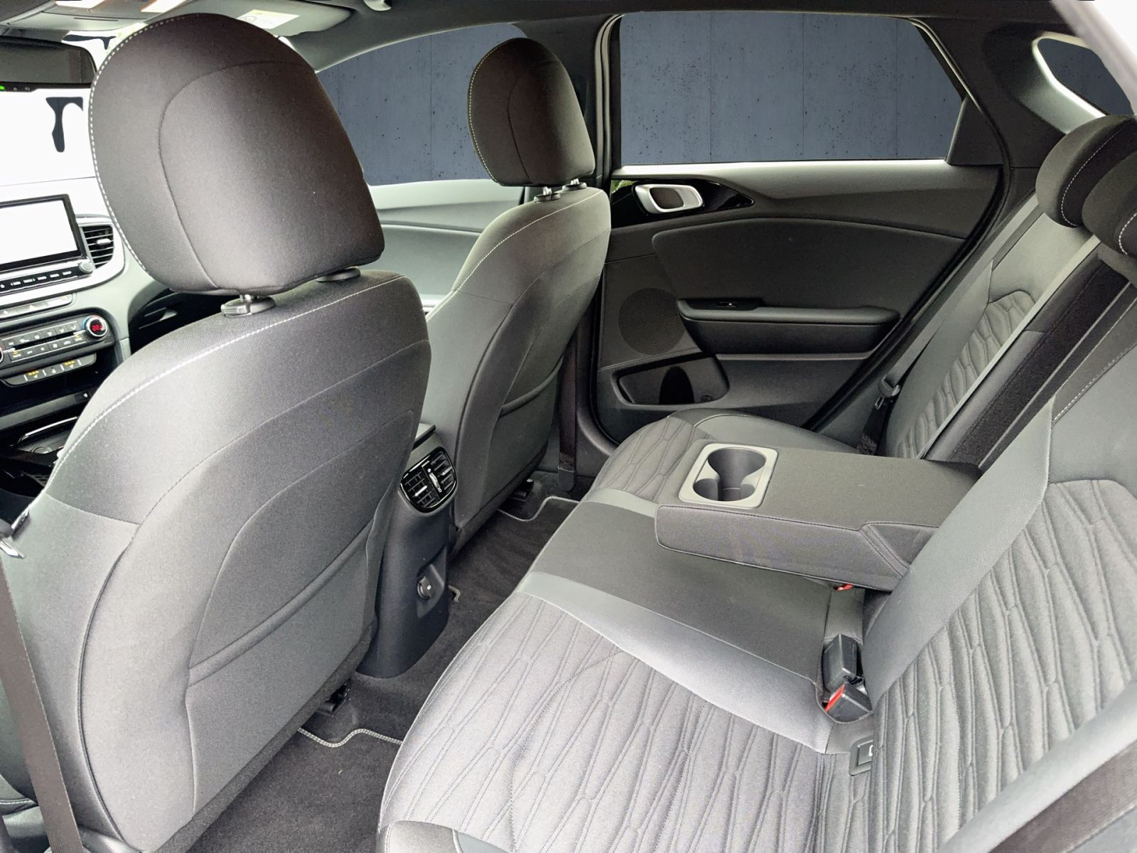 Kia - pro_cee'd_12