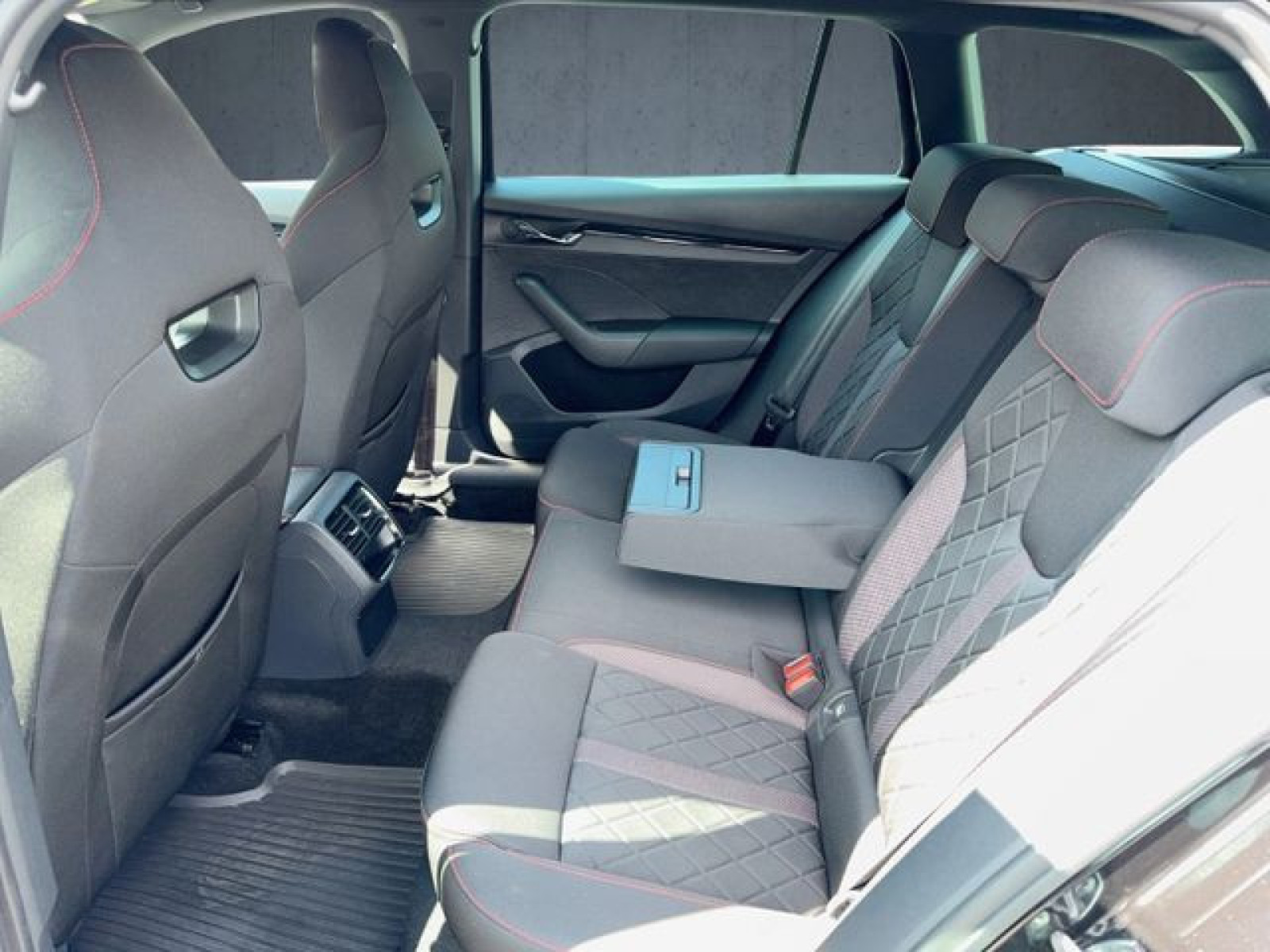 Škoda - Octavia_14