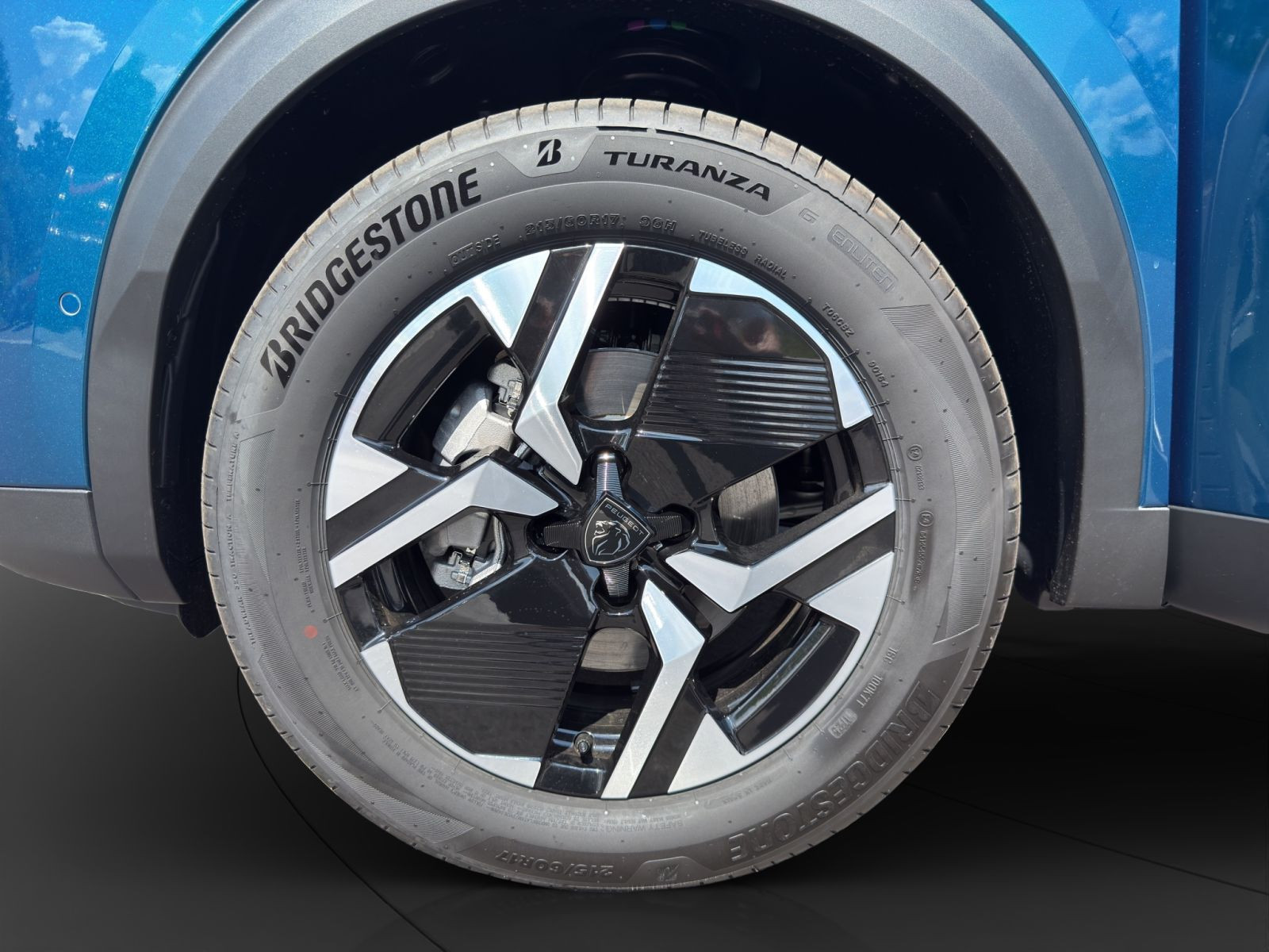 Peugeot - 2008_13