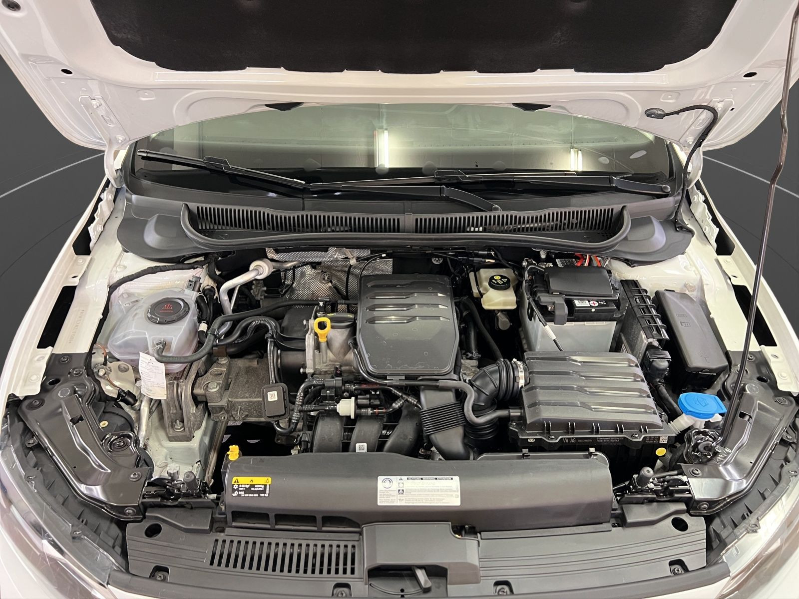 Volkswagen - Polo_23
