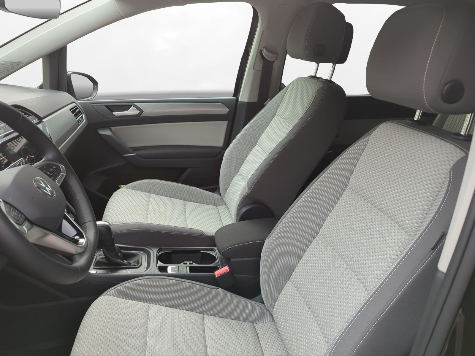 Volkswagen - Touran_2