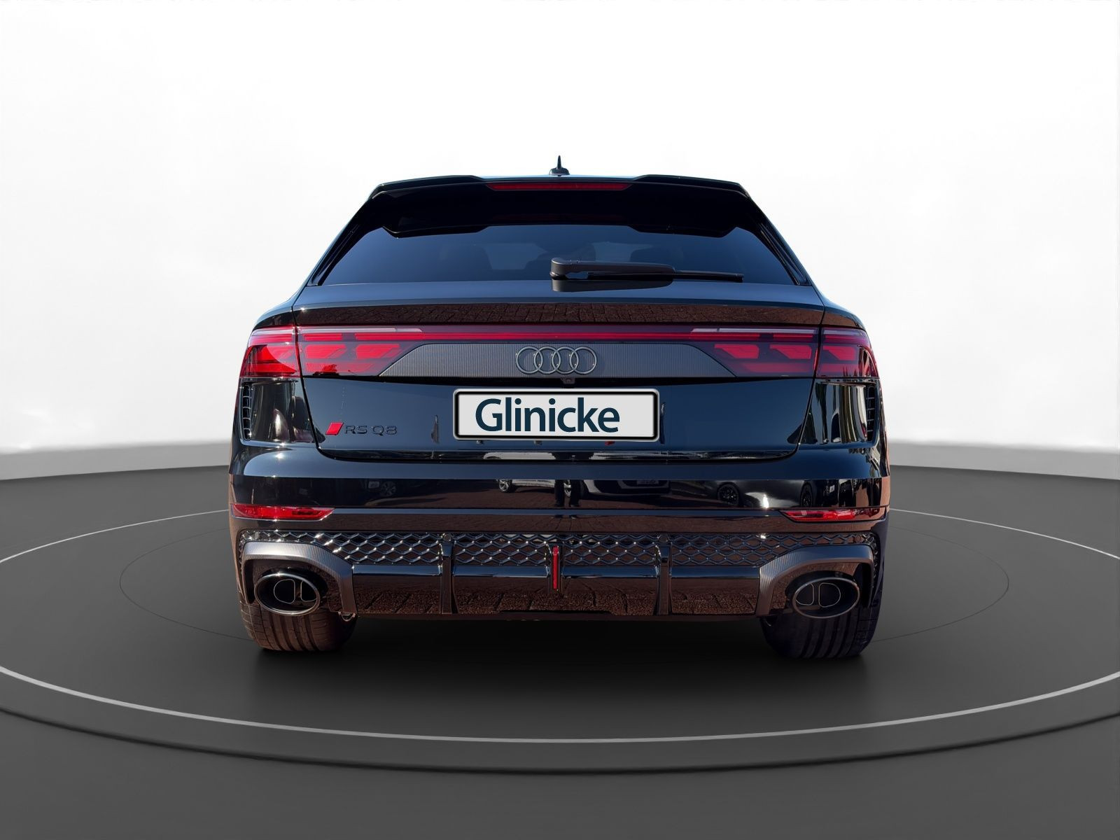 Audi - RS Q8_11