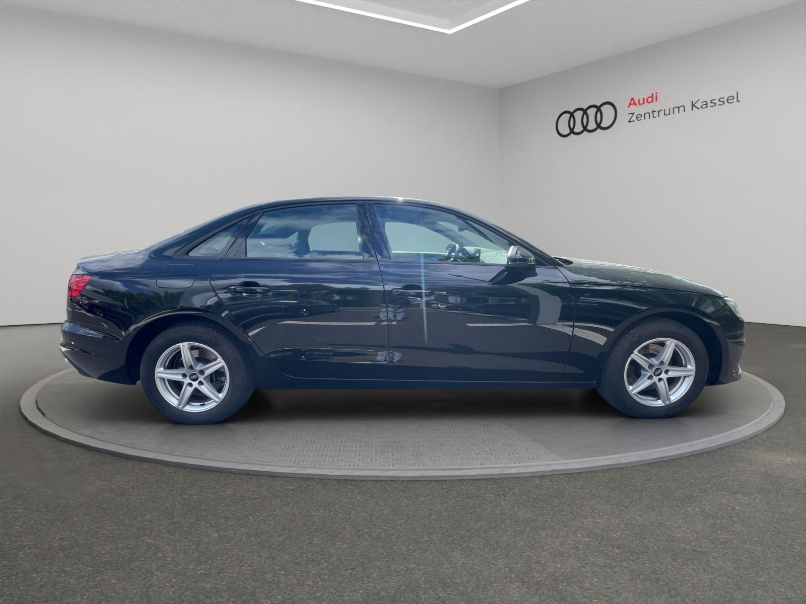 Audi - A4 Limousine_6