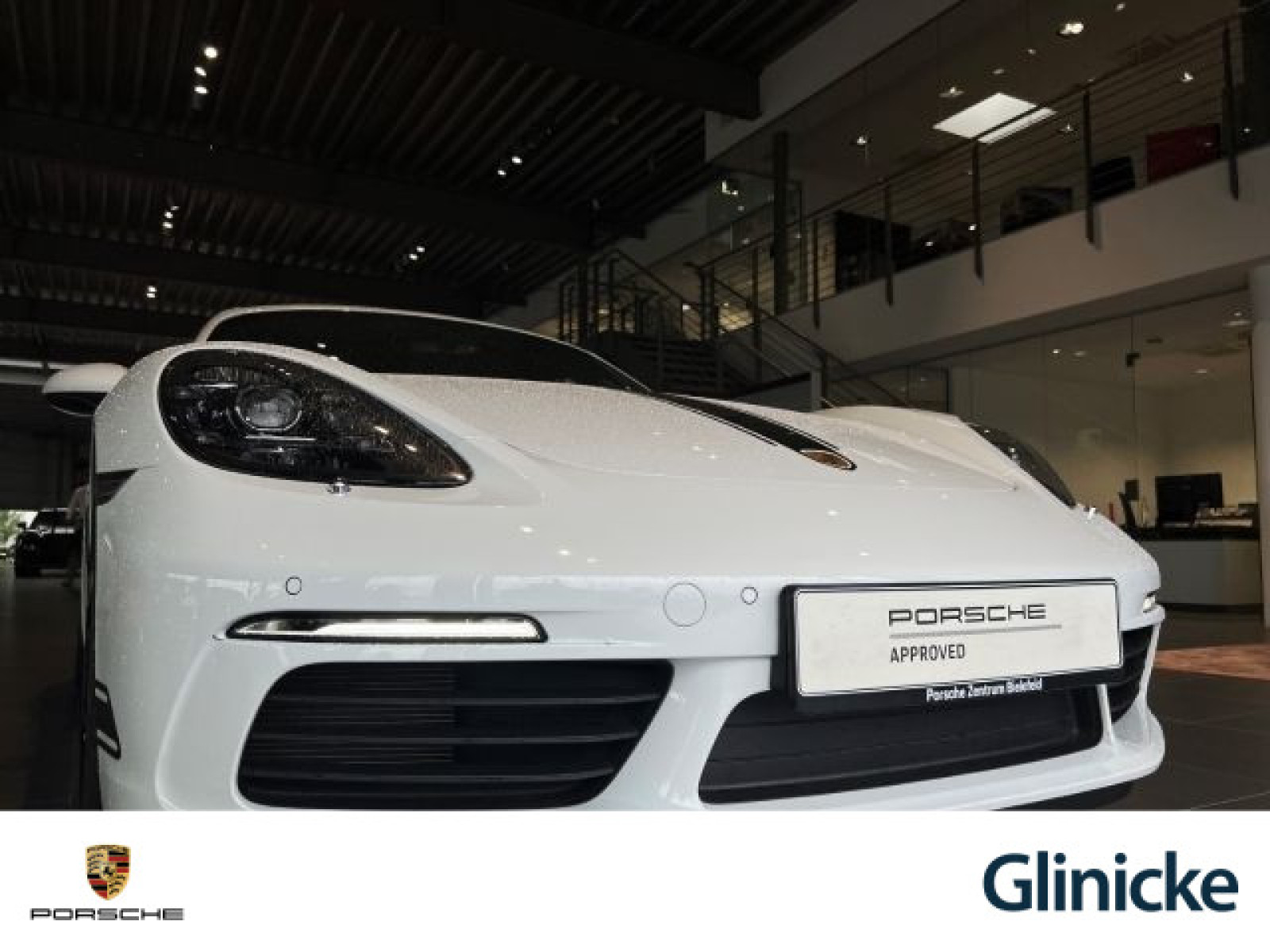 Porsche - Cayman_10