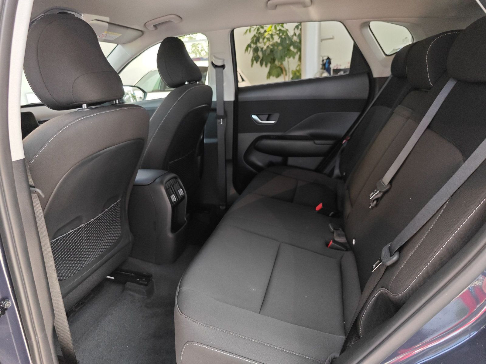 Hyundai - Kona_9