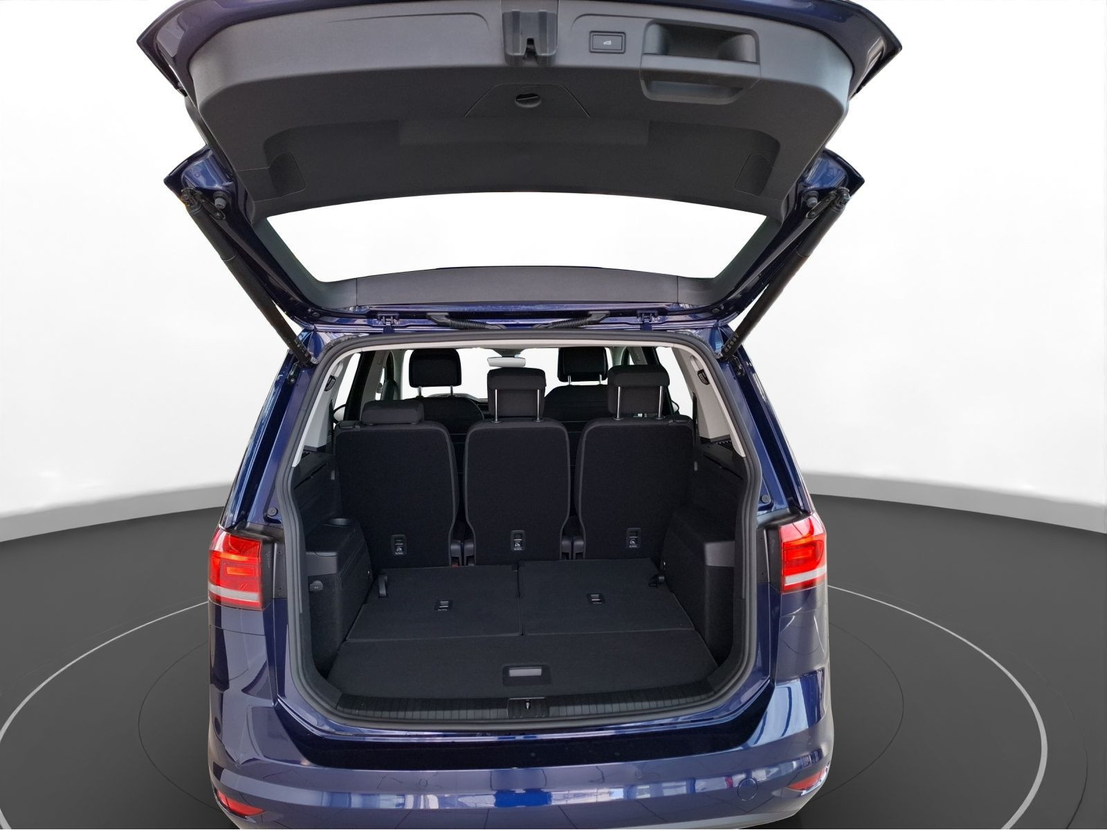 Volkswagen - Touran_10