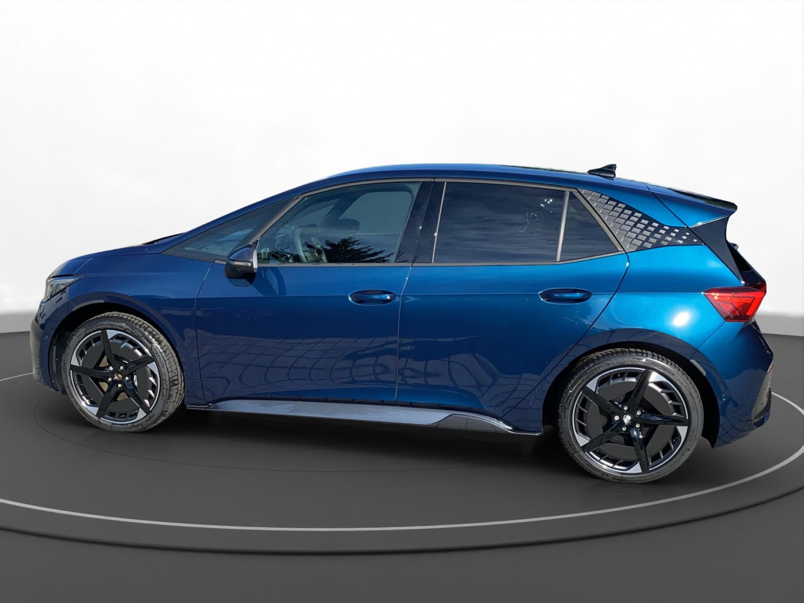 Cupra - Born_5