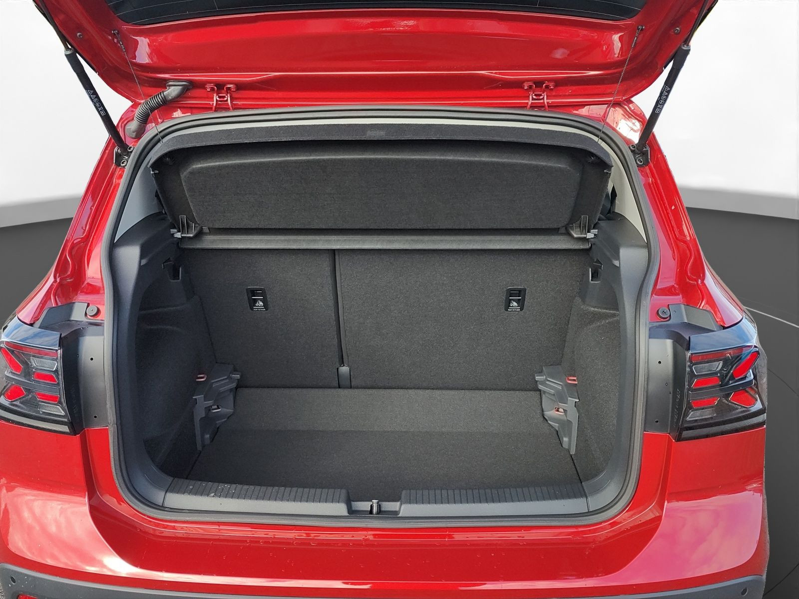 Volkswagen - T-Cross_12