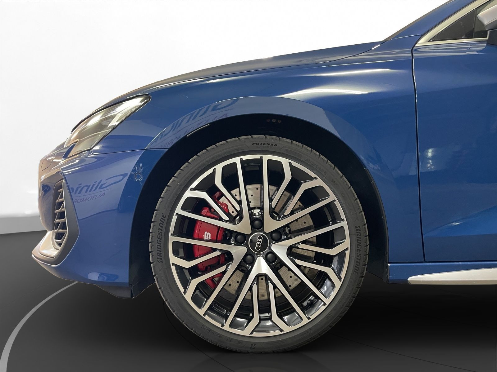 Audi - S3 Limousine_13