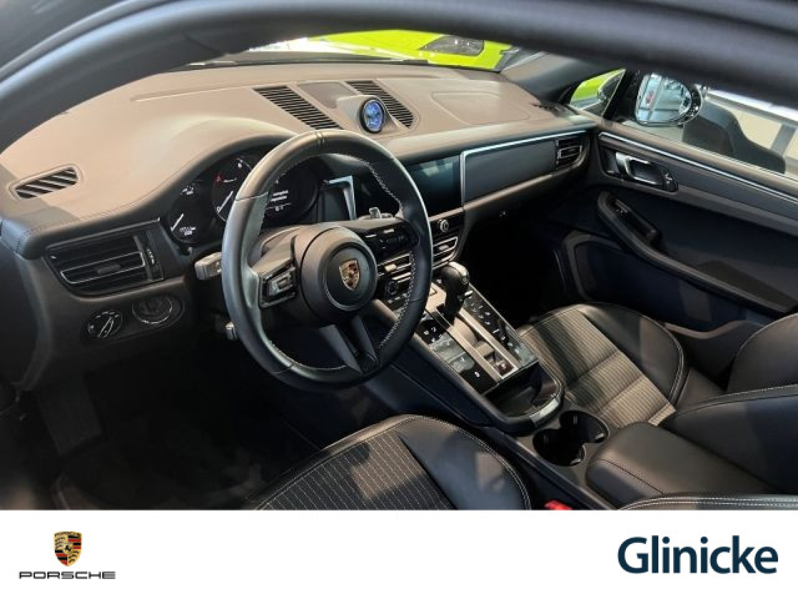 Porsche - Macan_16