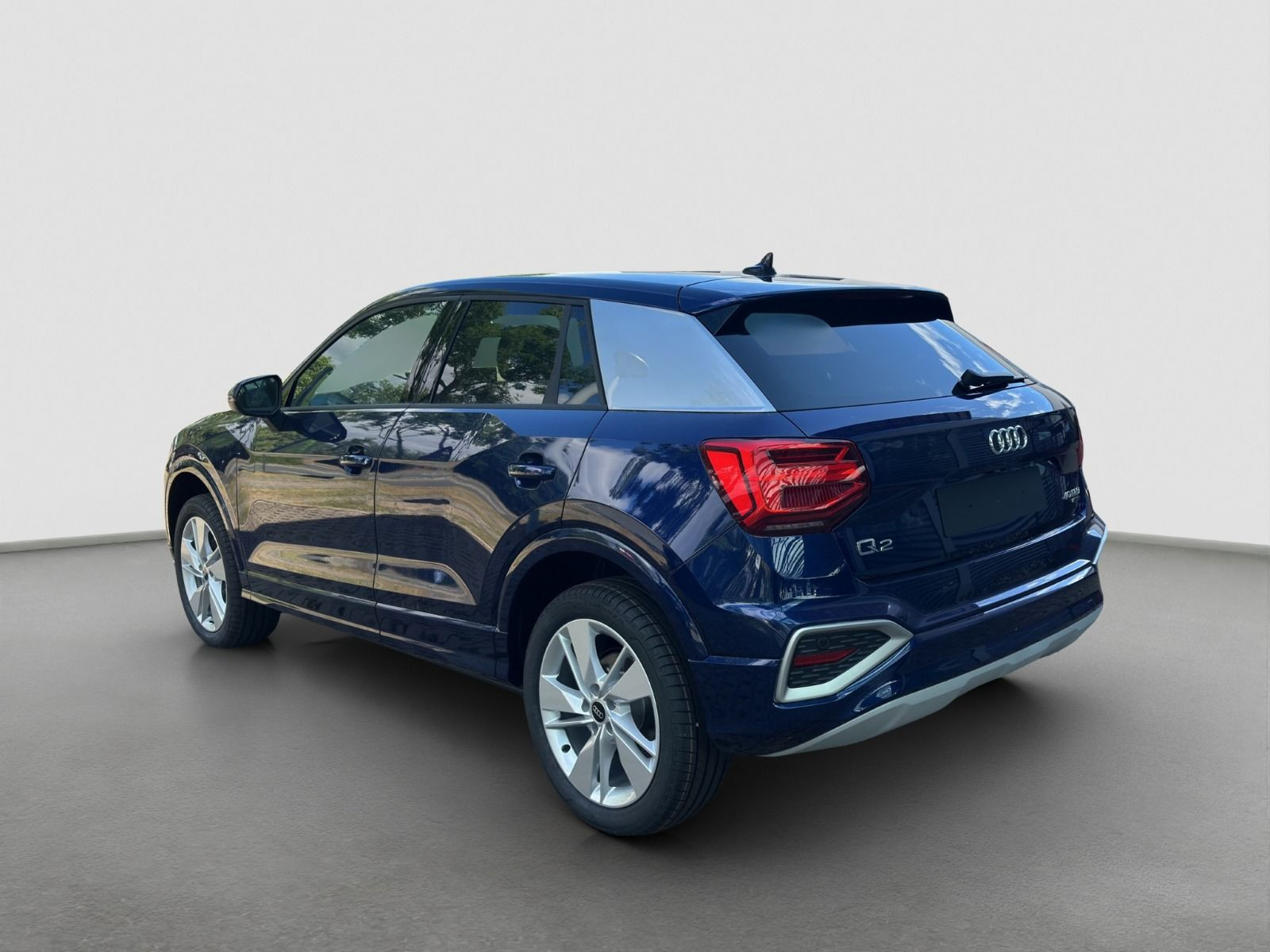 Audi - Q2_6