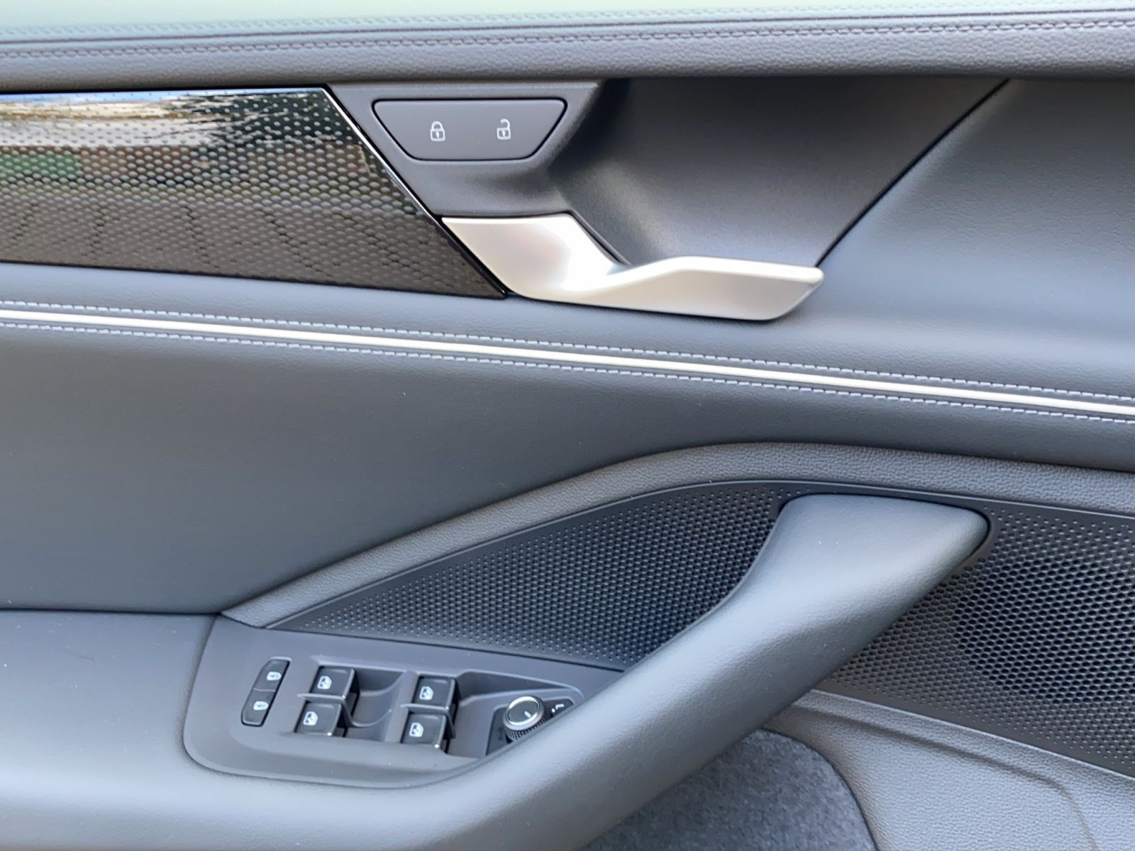 Volkswagen - Passat Variant_14