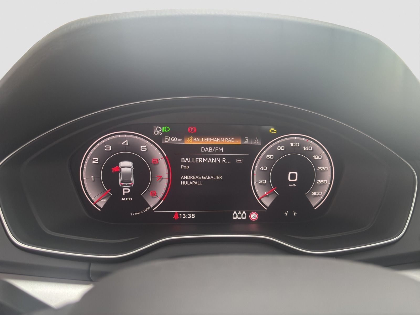 Audi - Q5_13