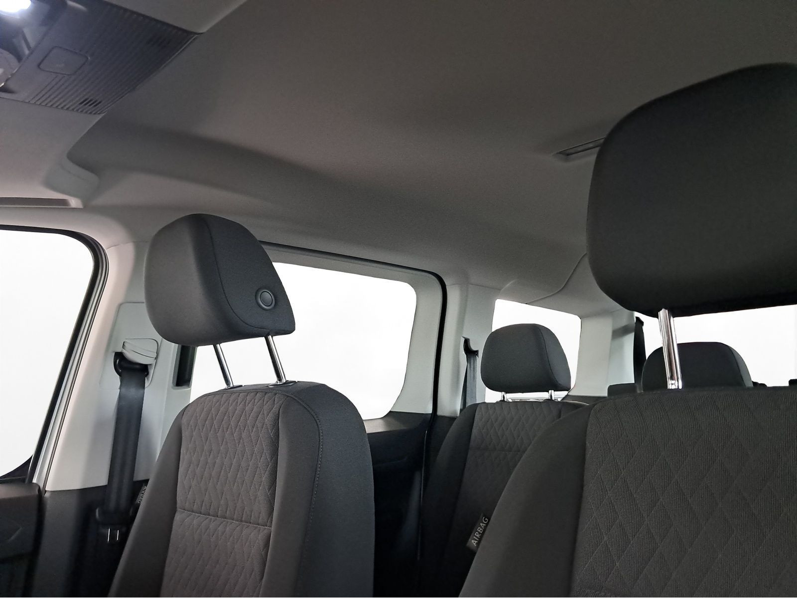 Volkswagen - Caddy_12