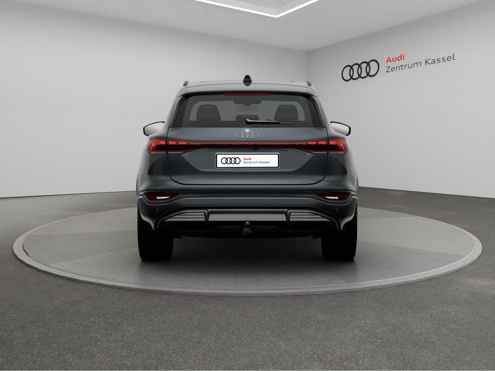 Audi - Q6 SUV e-tron_4