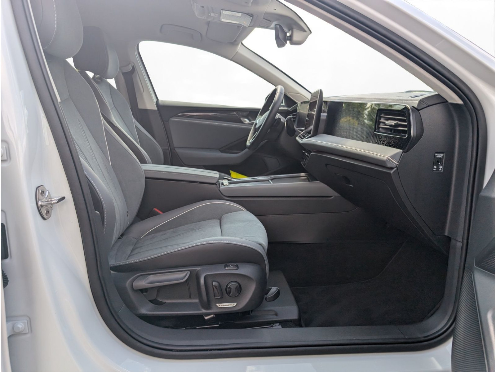 Volkswagen - Passat Variant_14
