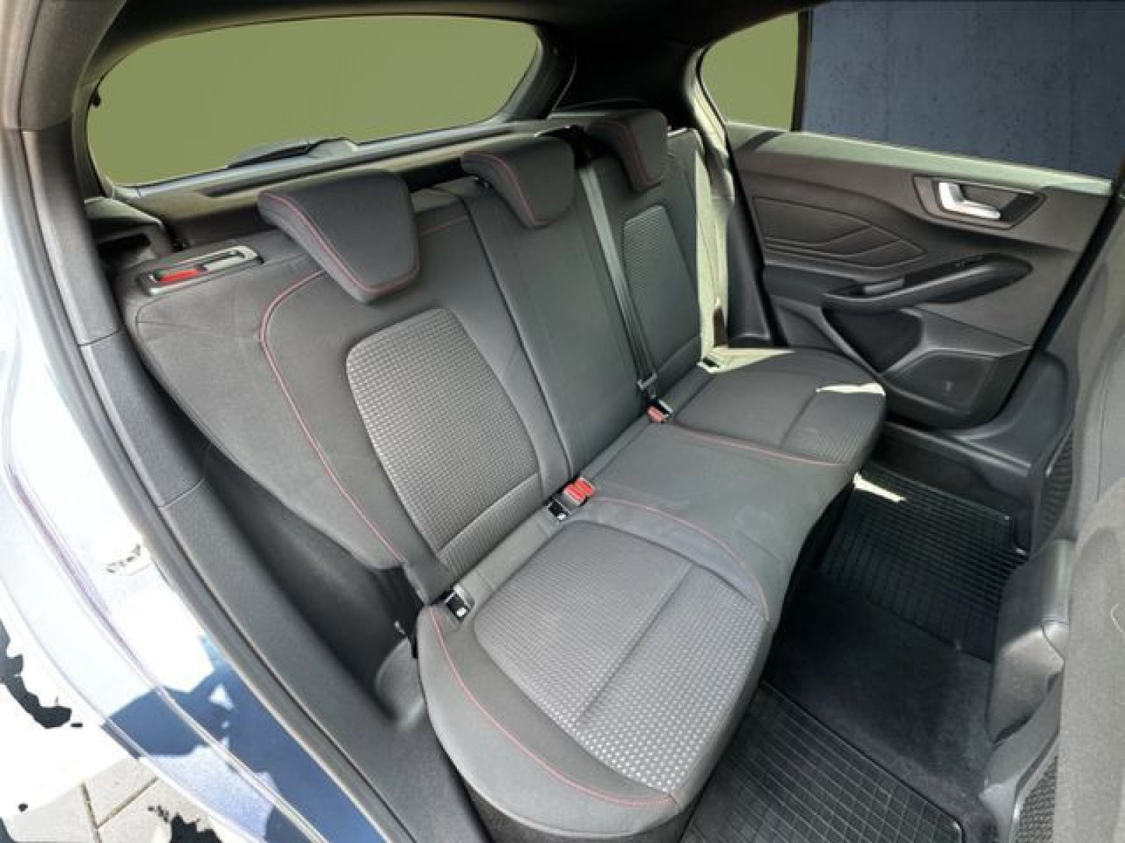 Ford - Focus_17