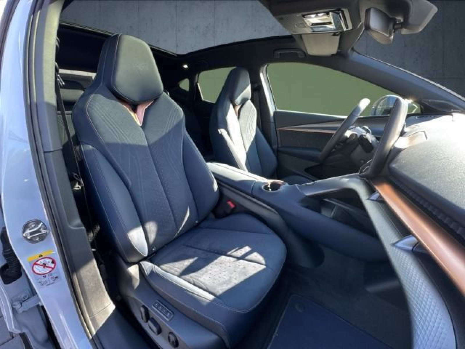 Cupra - Tavascan_18