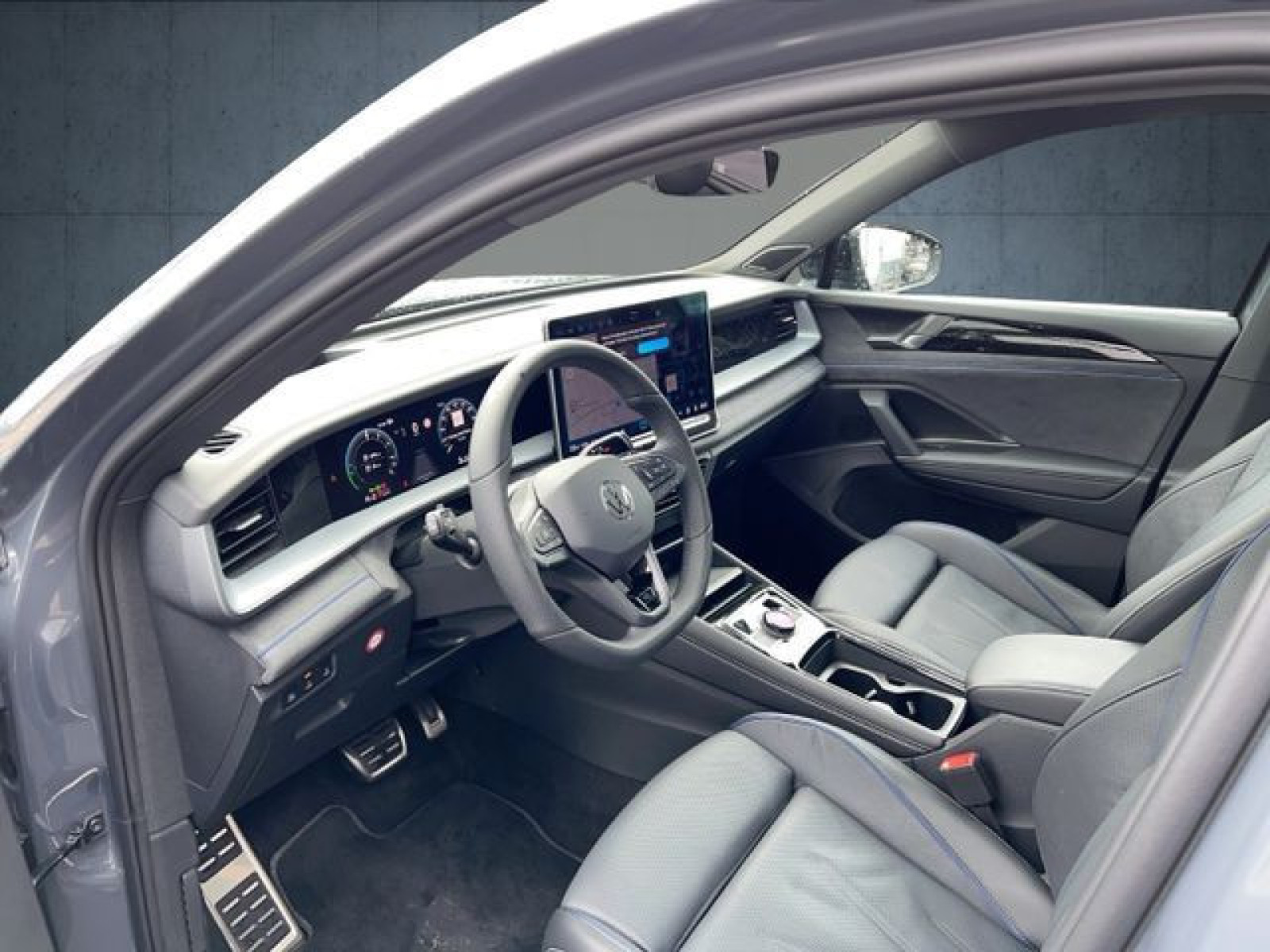 Volkswagen - Tayron_11