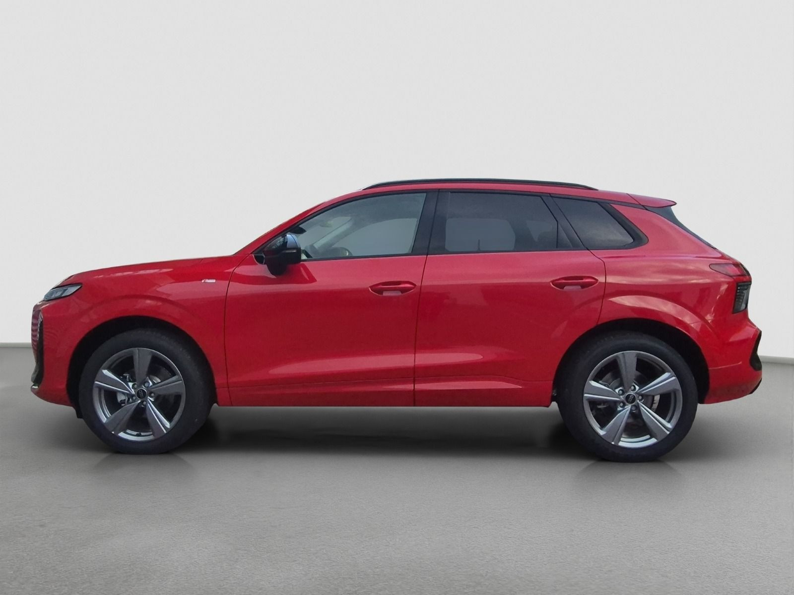 Audi - Q3_5 Audi - Q3_5