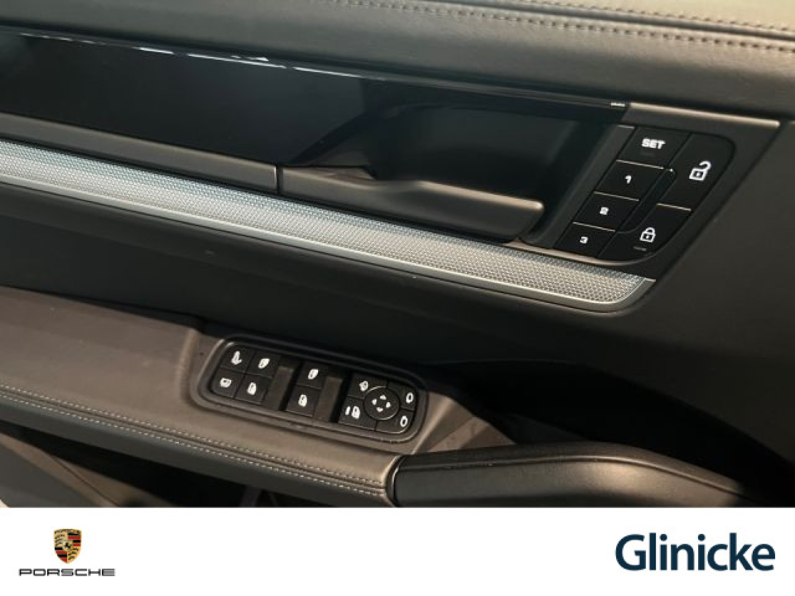 Porsche - Cayenne_20