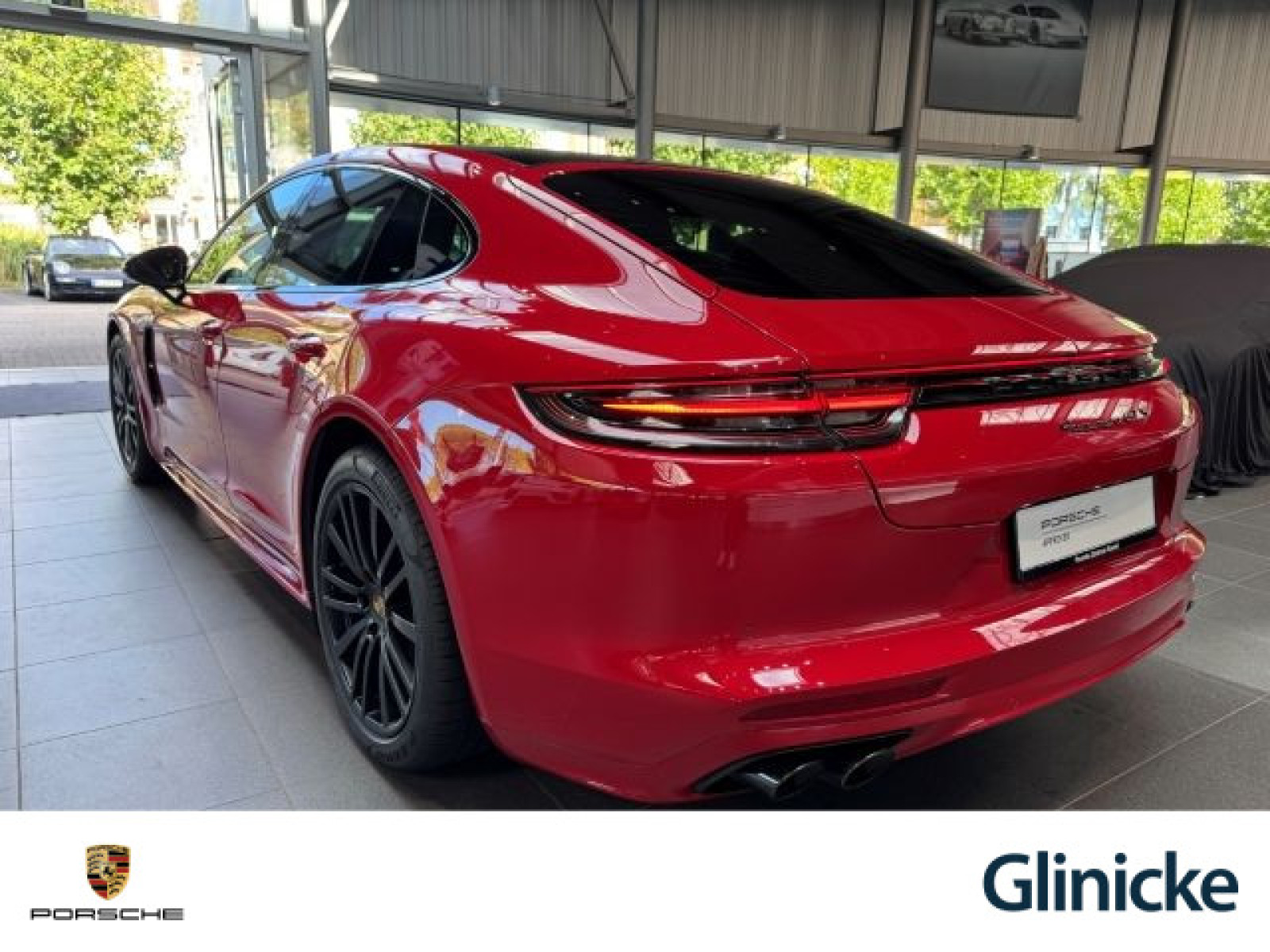 Porsche - Panamera_6