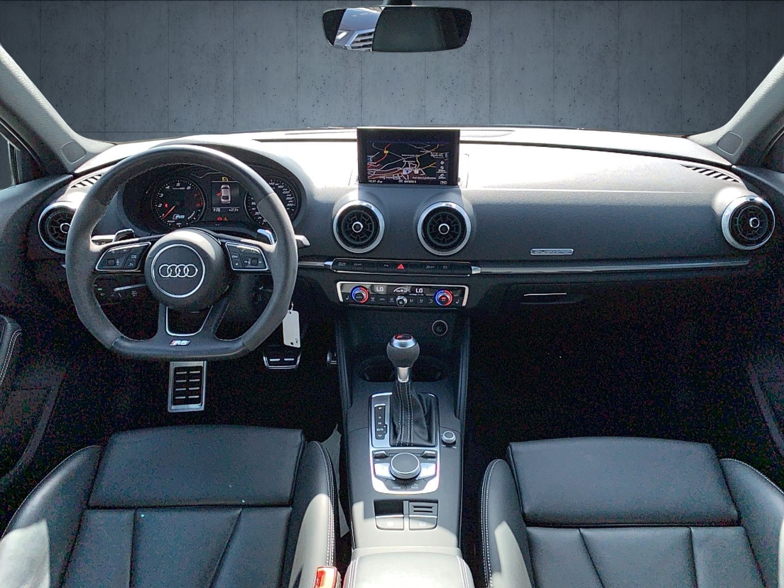 Audi - RS 3 Limousine_11