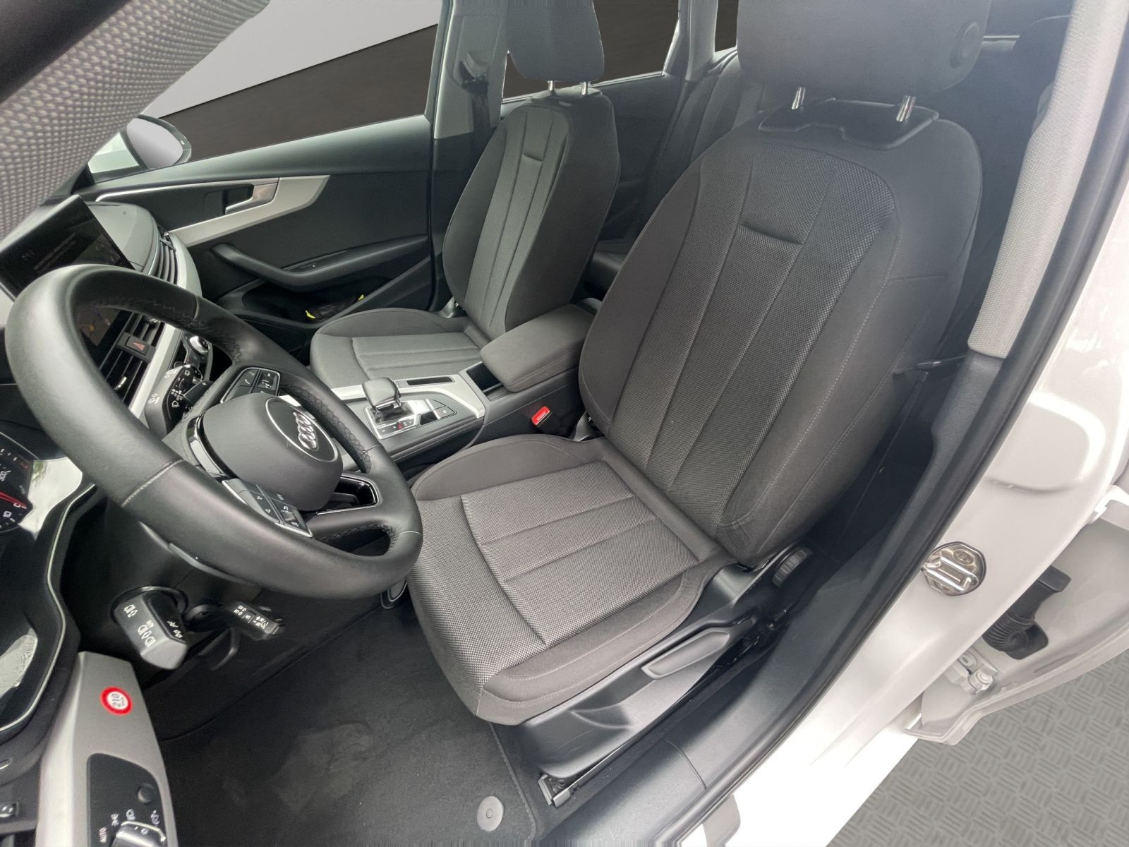 Audi - A4 Avant_9