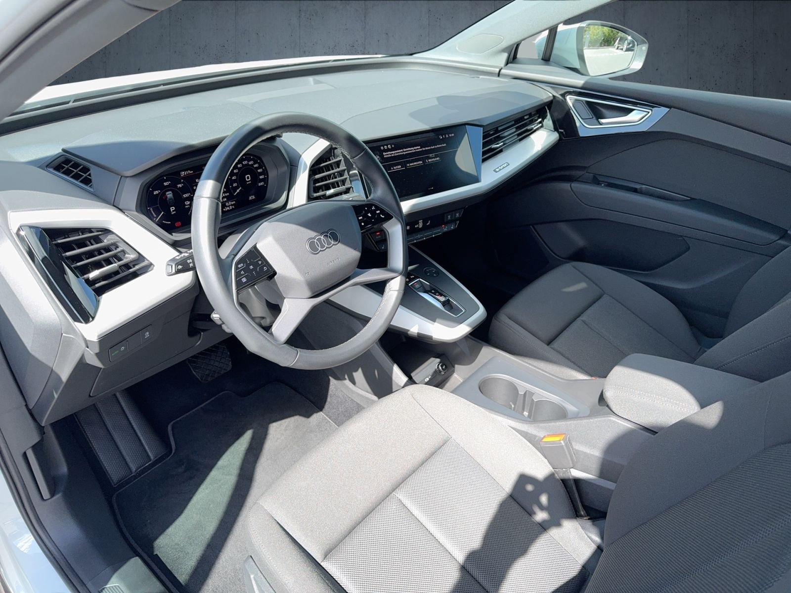 Audi - Q4 Sportback e-tron_11