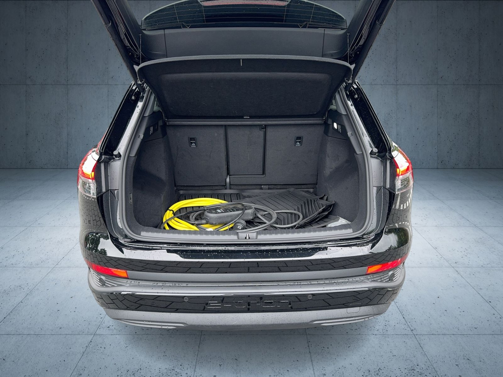 Audi - Q4_15