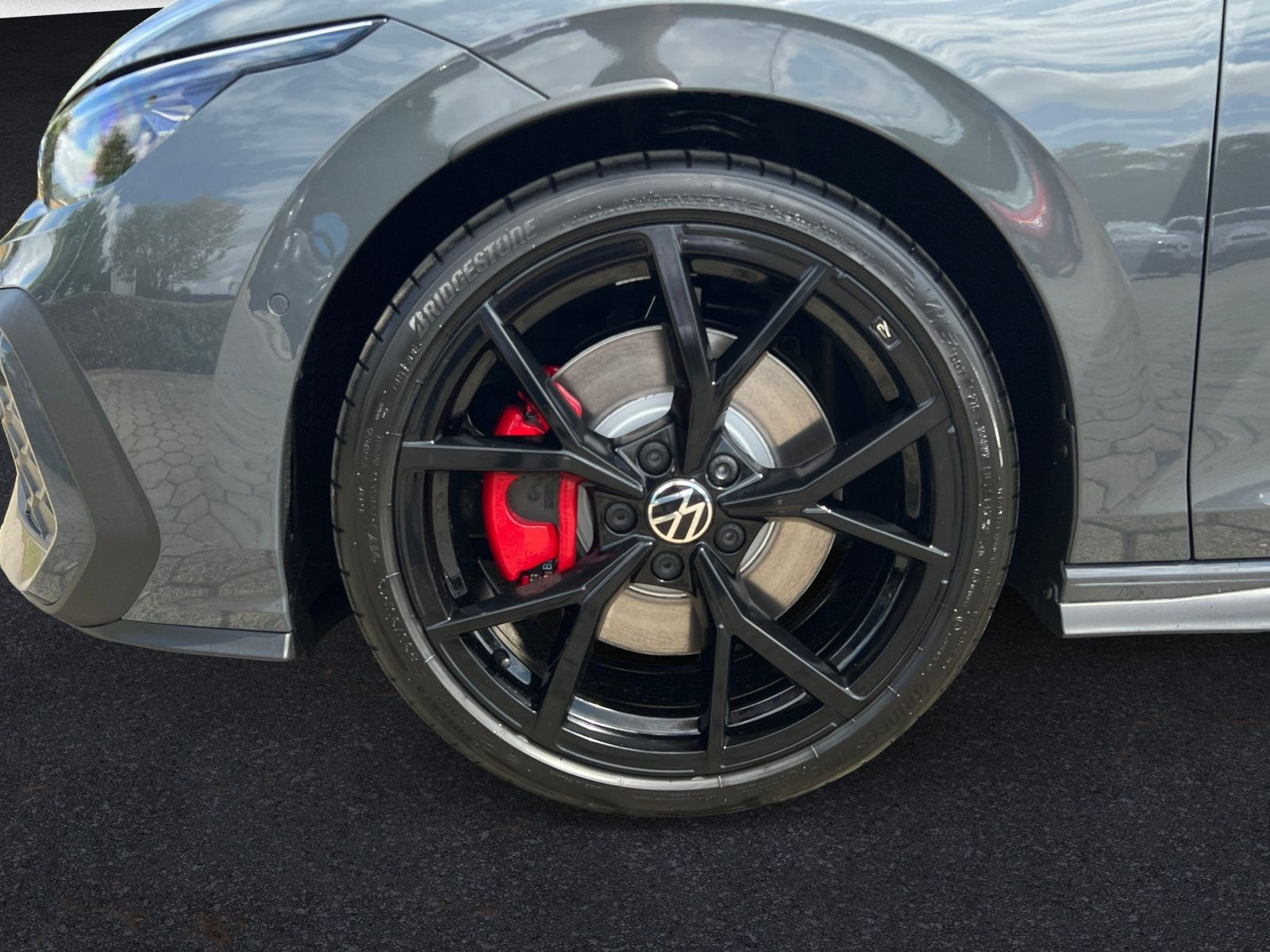 Volkswagen - Golf GTI_8