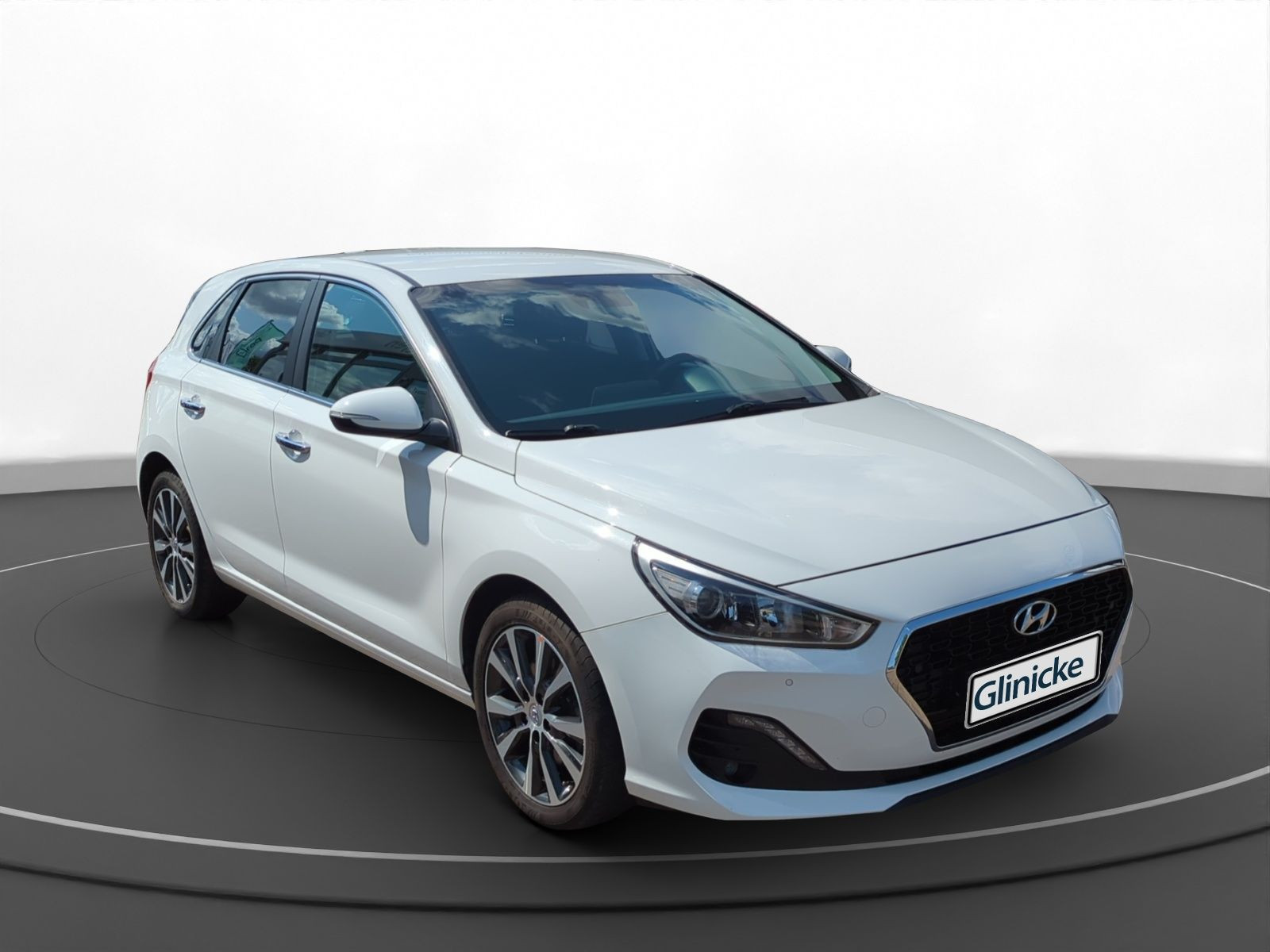 Hyundai - i30_12