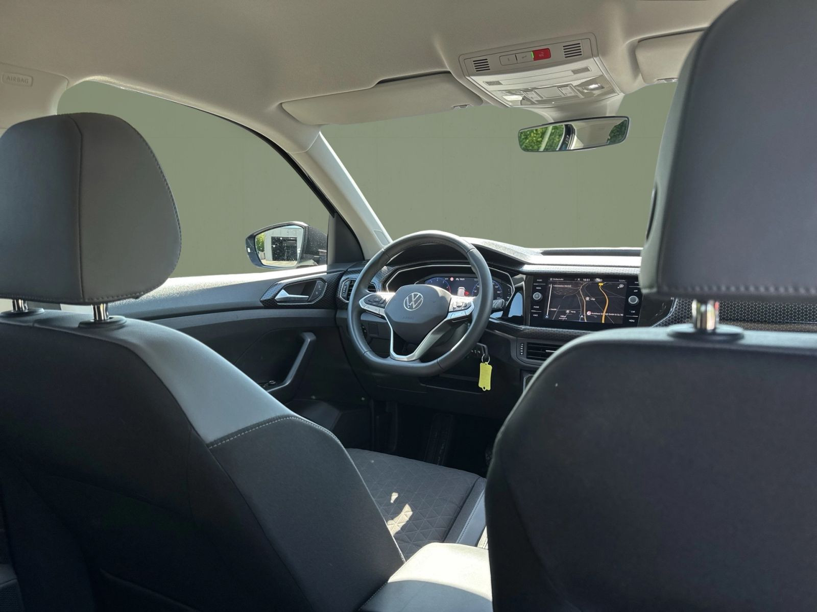 Volkswagen - T-Cross_21