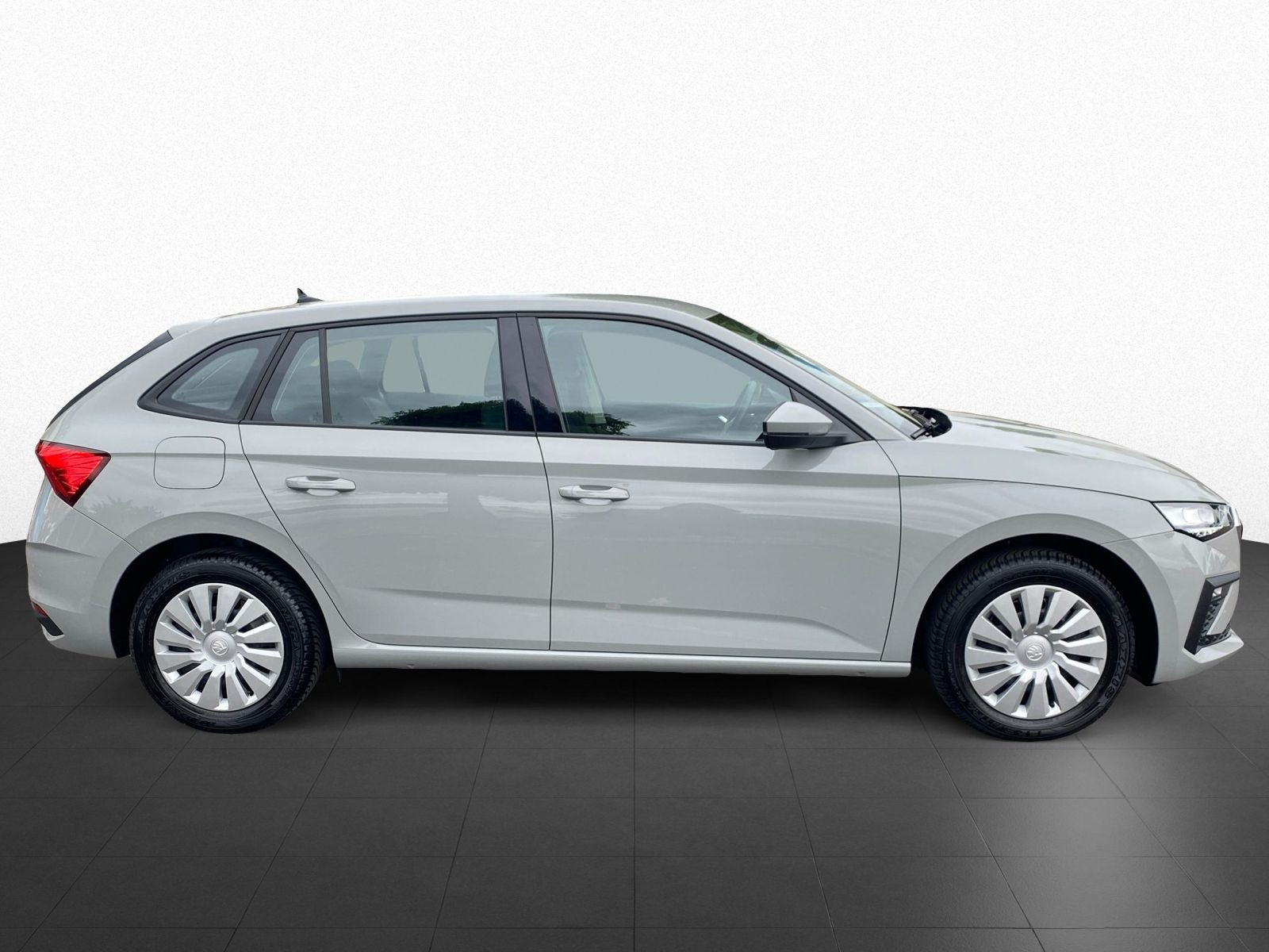 Škoda - Scala_8
