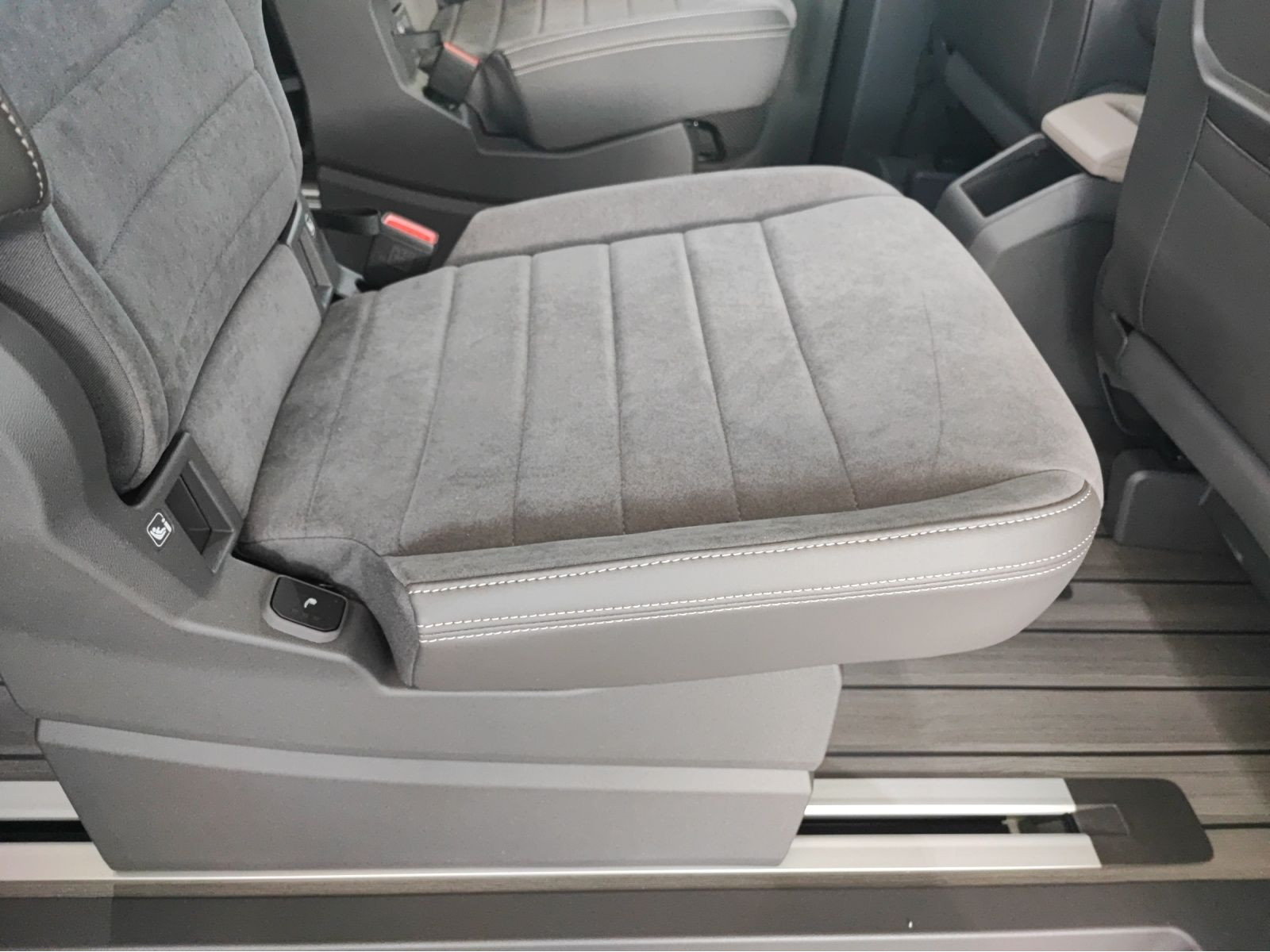 Volkswagen - Multivan_10