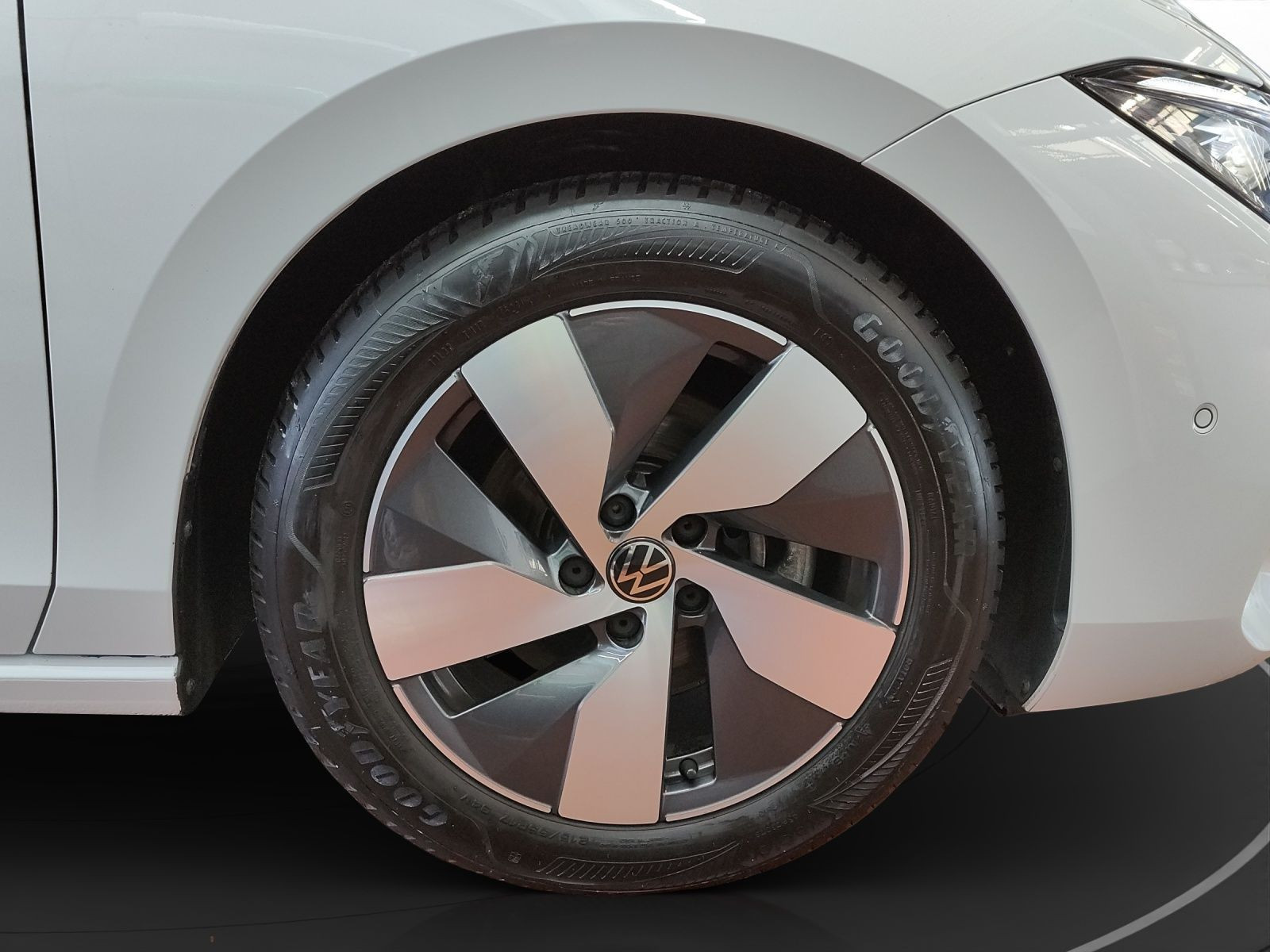Volkswagen - Passat Variant_14